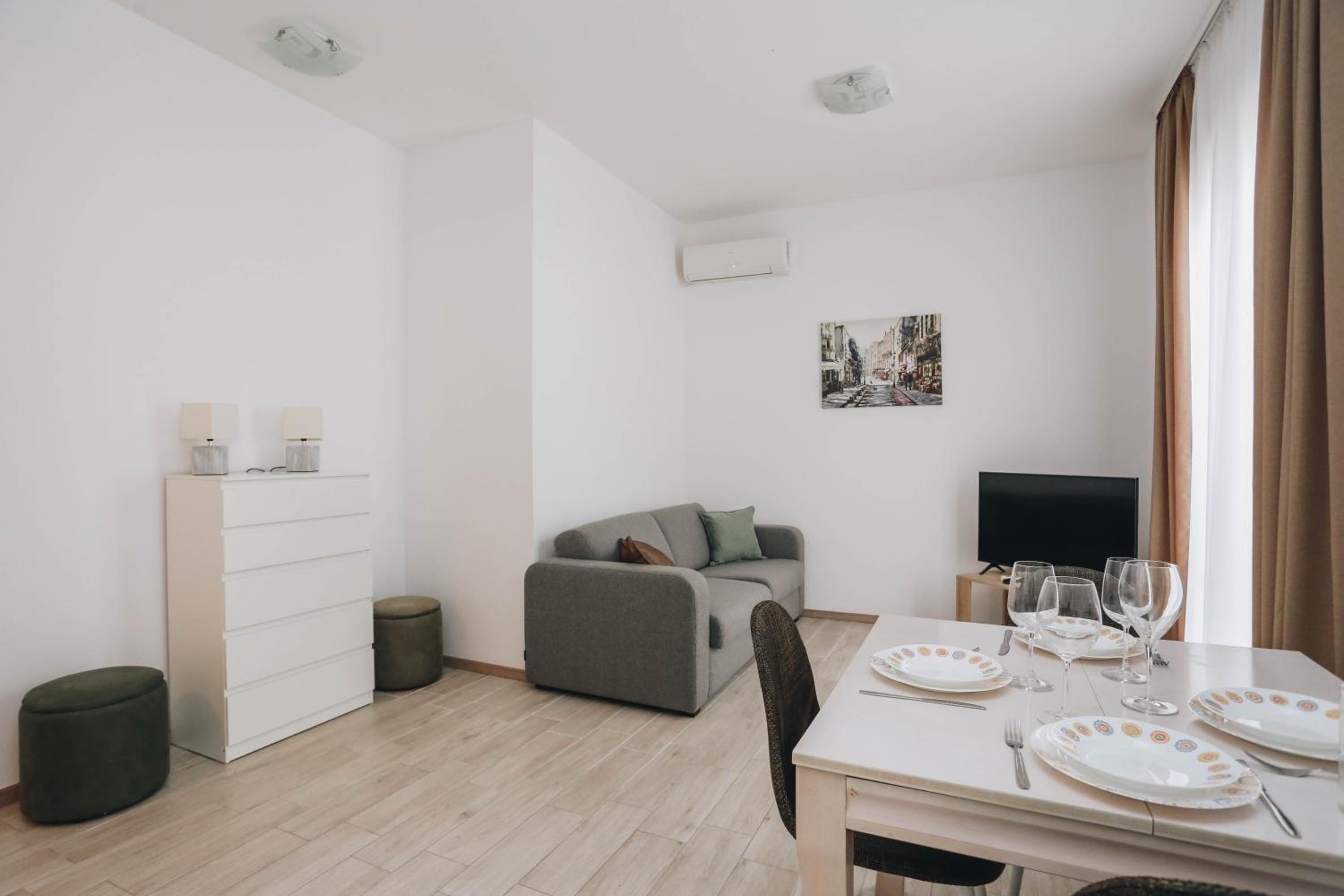 Status-M Apartments Przno view 4