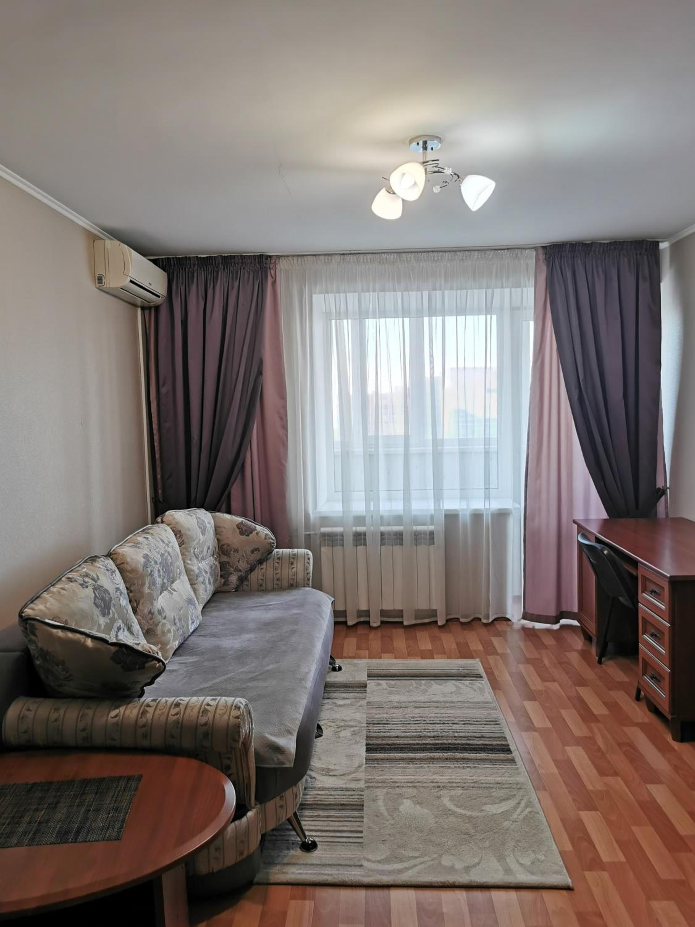 1 комнатная квартира в самом центре с видом на сквер view 4