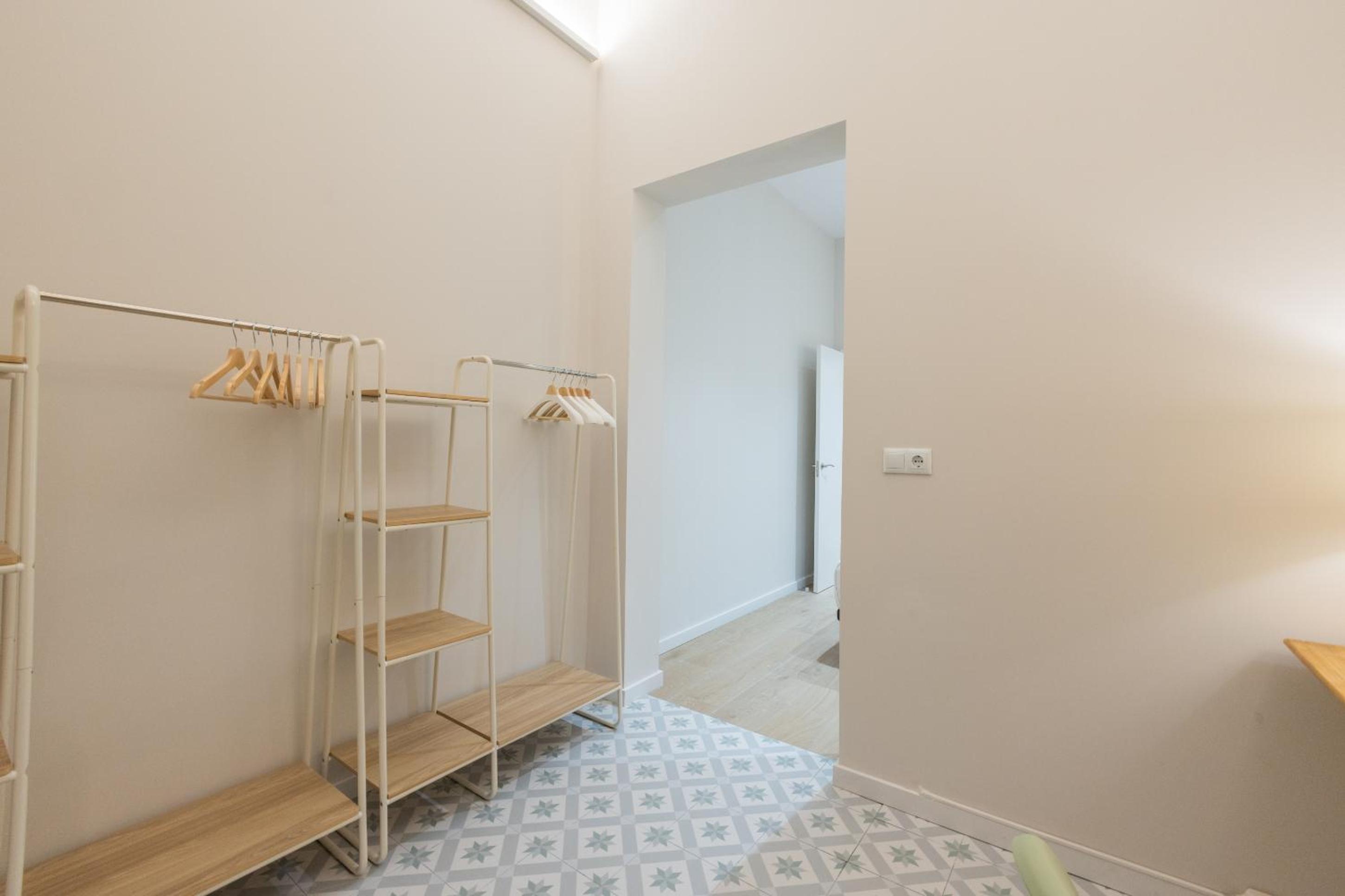FLORIT FLATS - Urban Beach Rooms Valencia photo 5