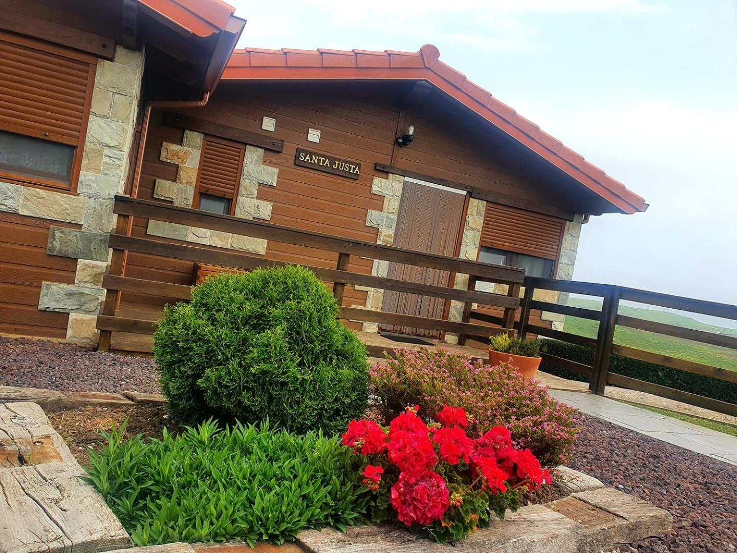 Apartamentos & Bungalows Ubiarco El Acebo by Urbanhosting