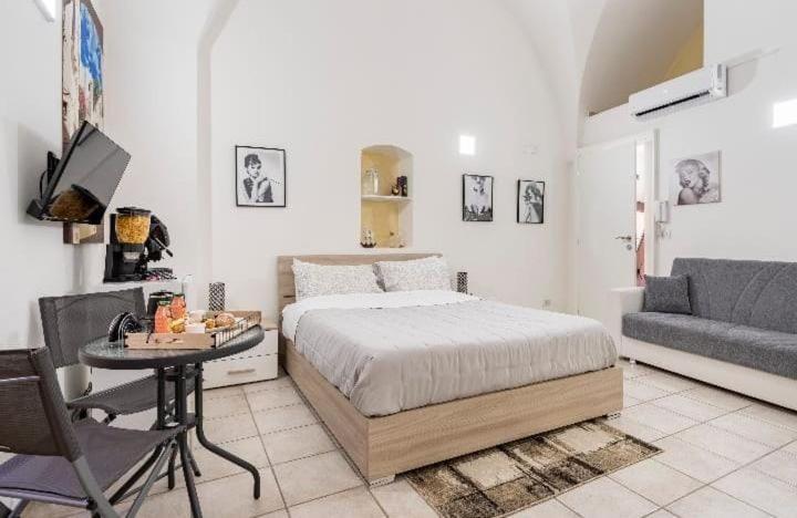 B&B Martini Home 11