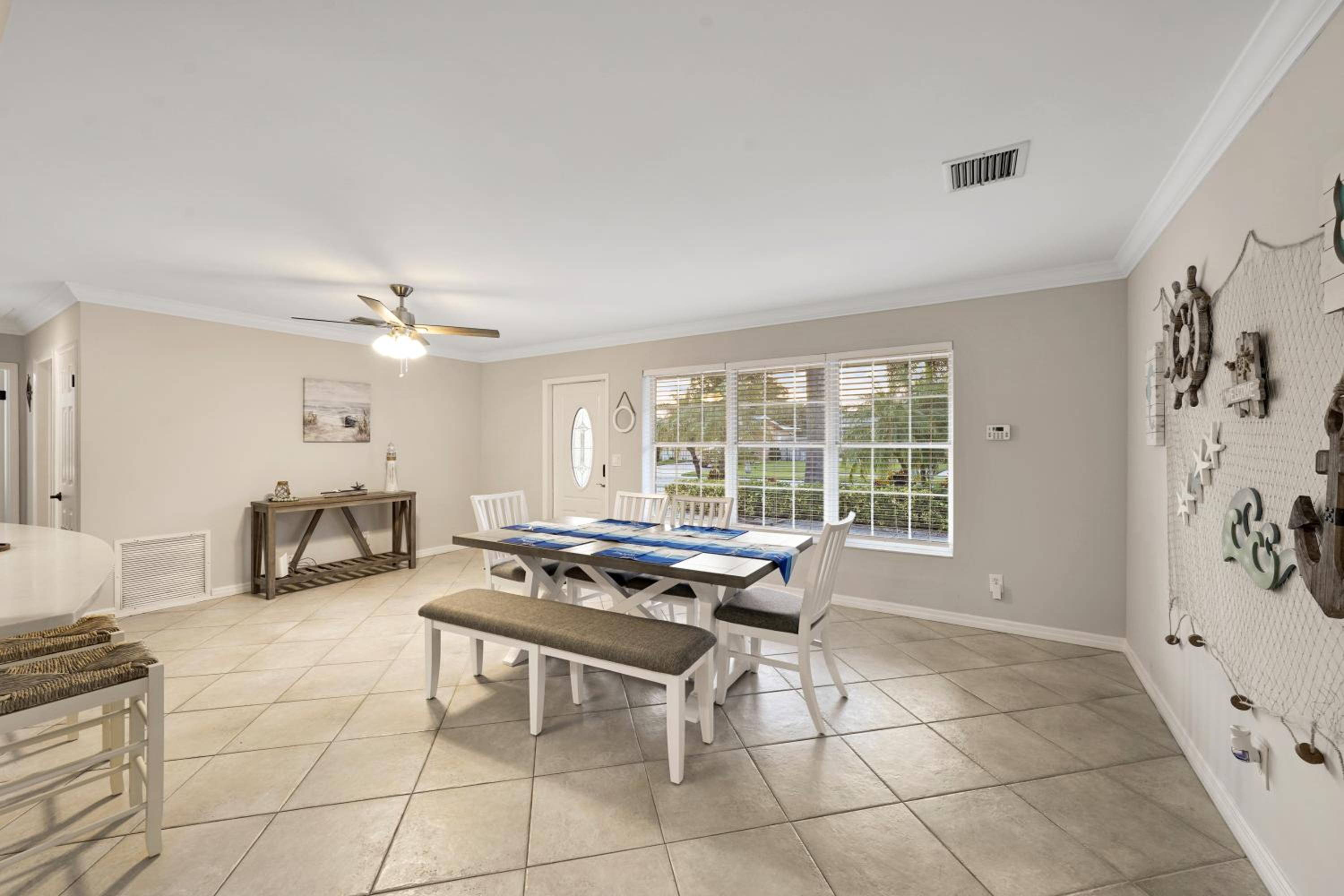 Home wpool by Dream Vacation unit DFS view 4