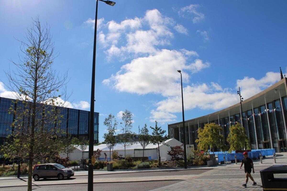 Two Bedroom Apartment, Free parking, Close to UCLAN and free WIFI view 4