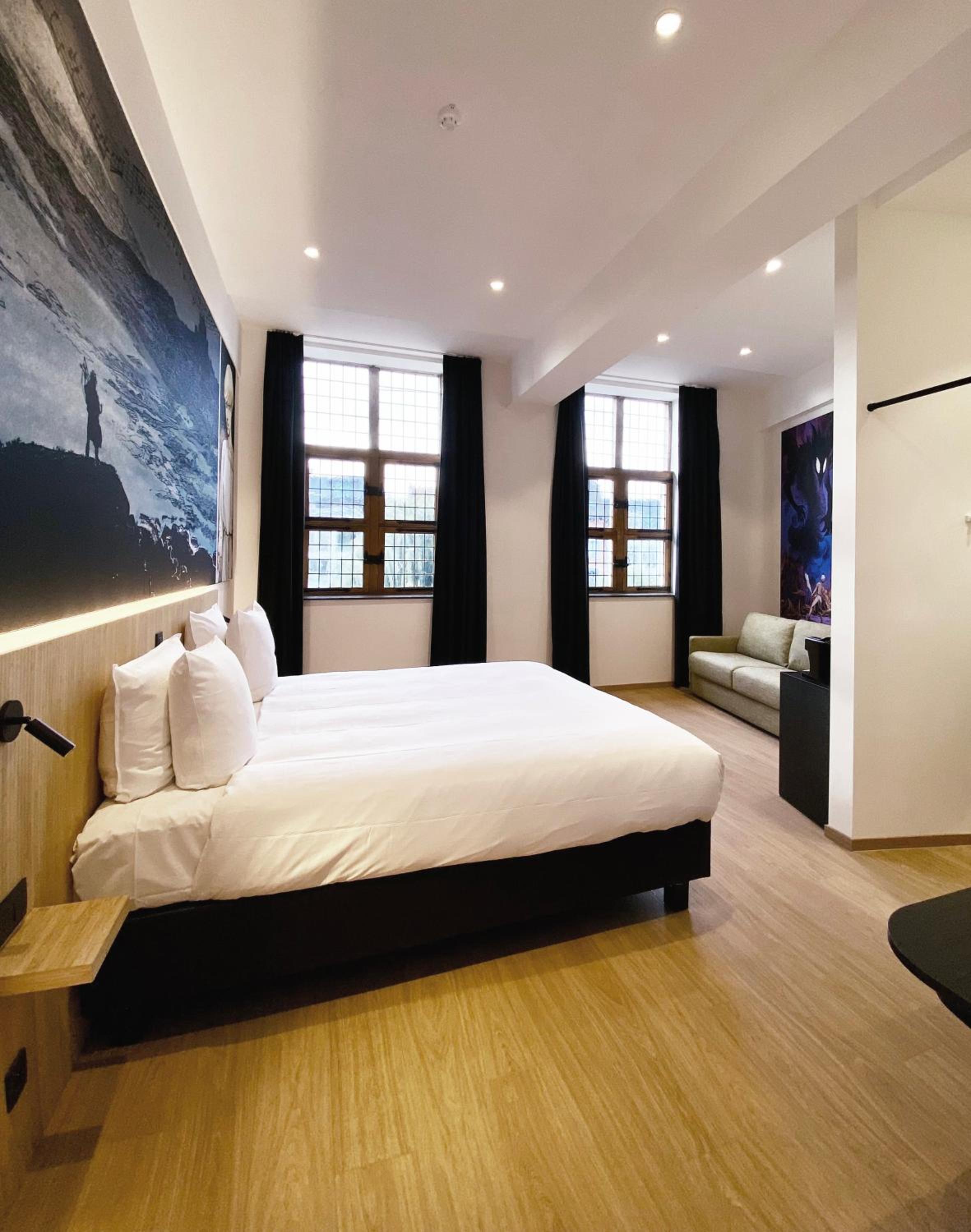 Hotel Comic Art Hotel - Image 1