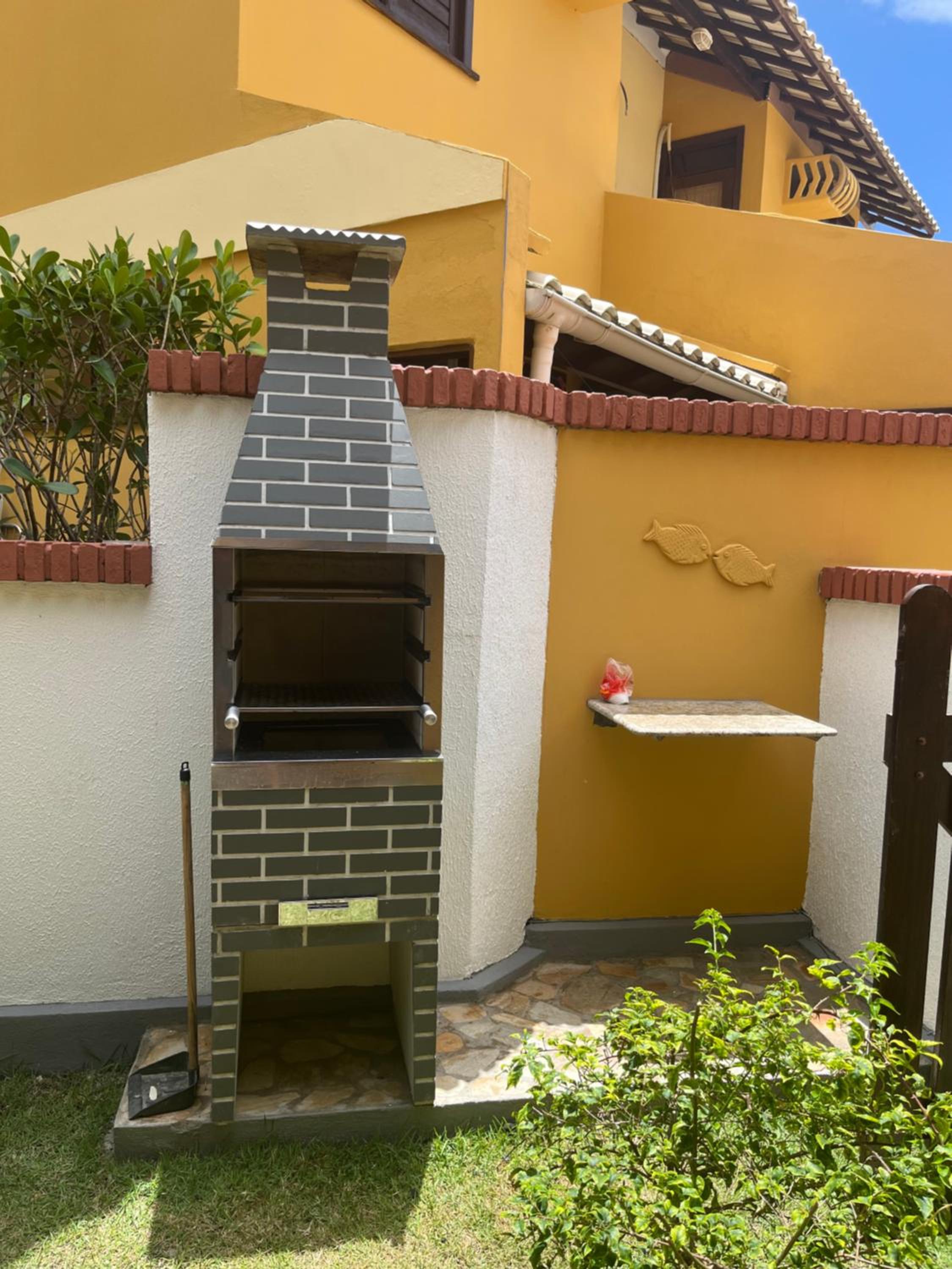 Casa de praia em condomínio à beira mar