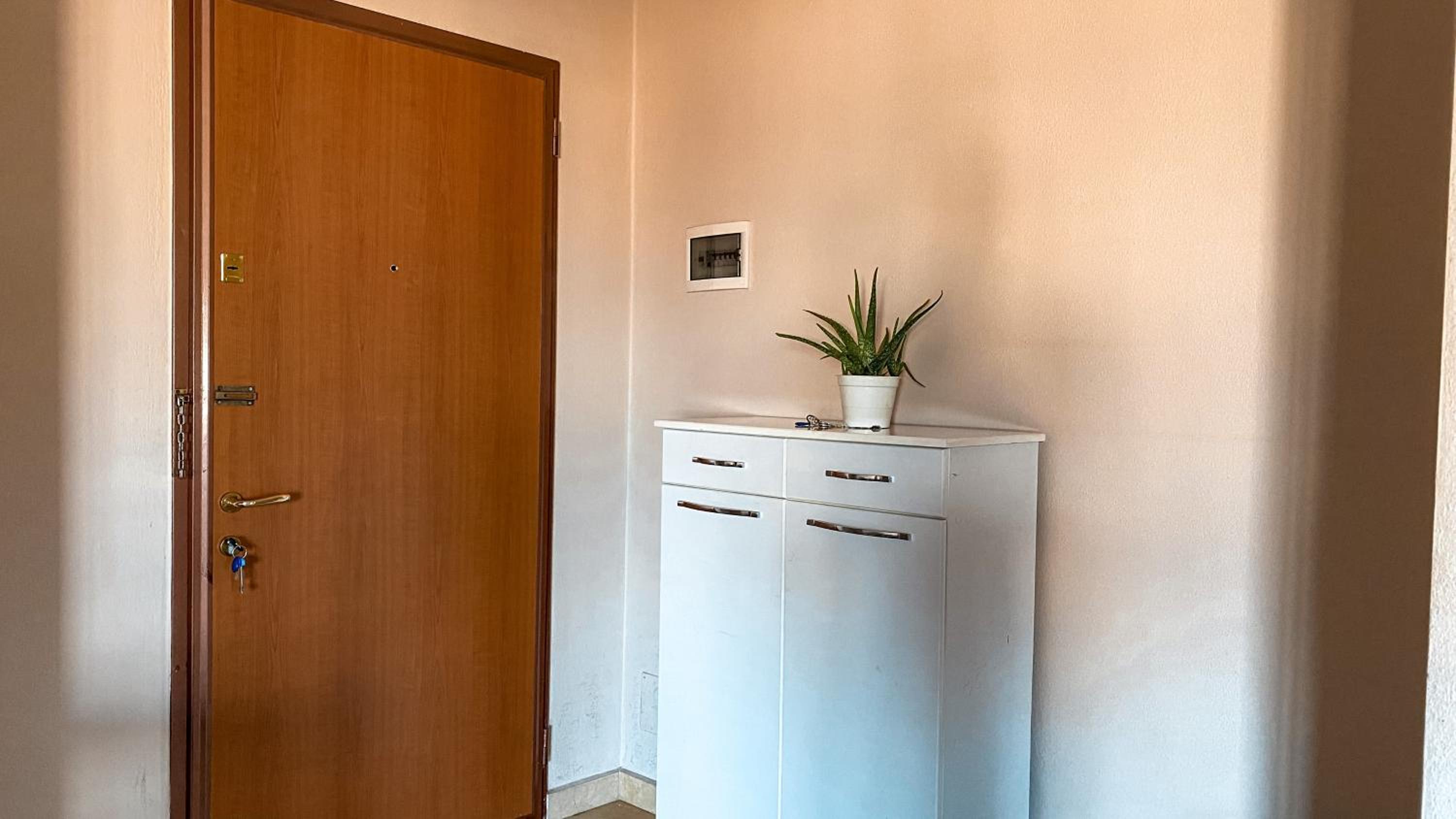 Lando Apartment