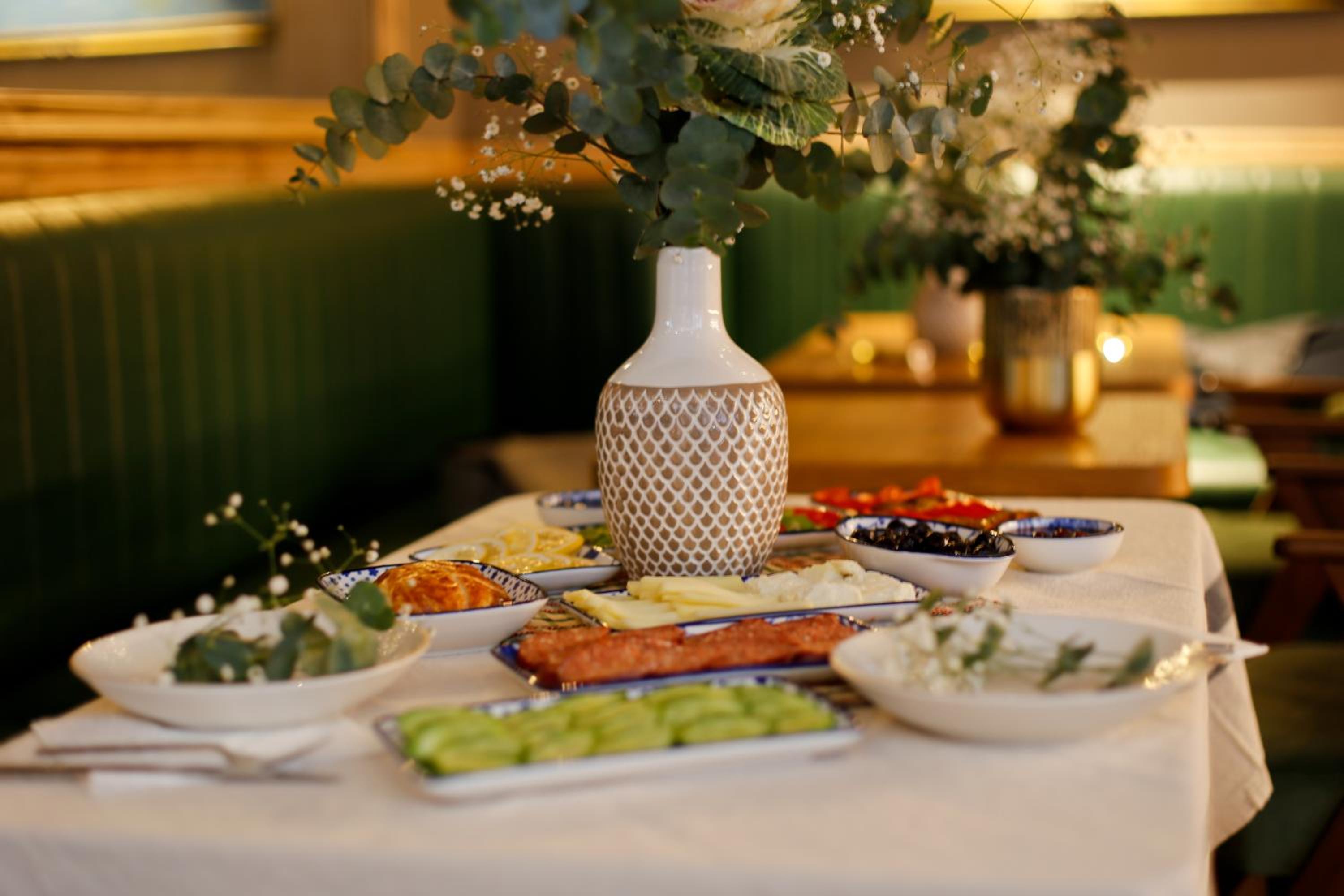 Aleksandr Pera Otel - Image 24