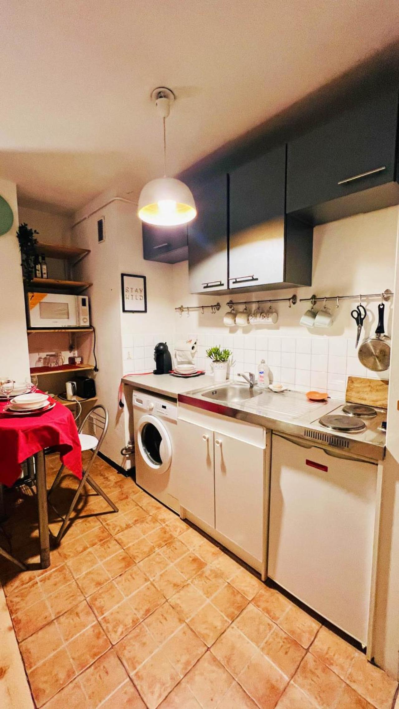 Bright & Calm Grand Studio -La Villette Paris- Near Metro