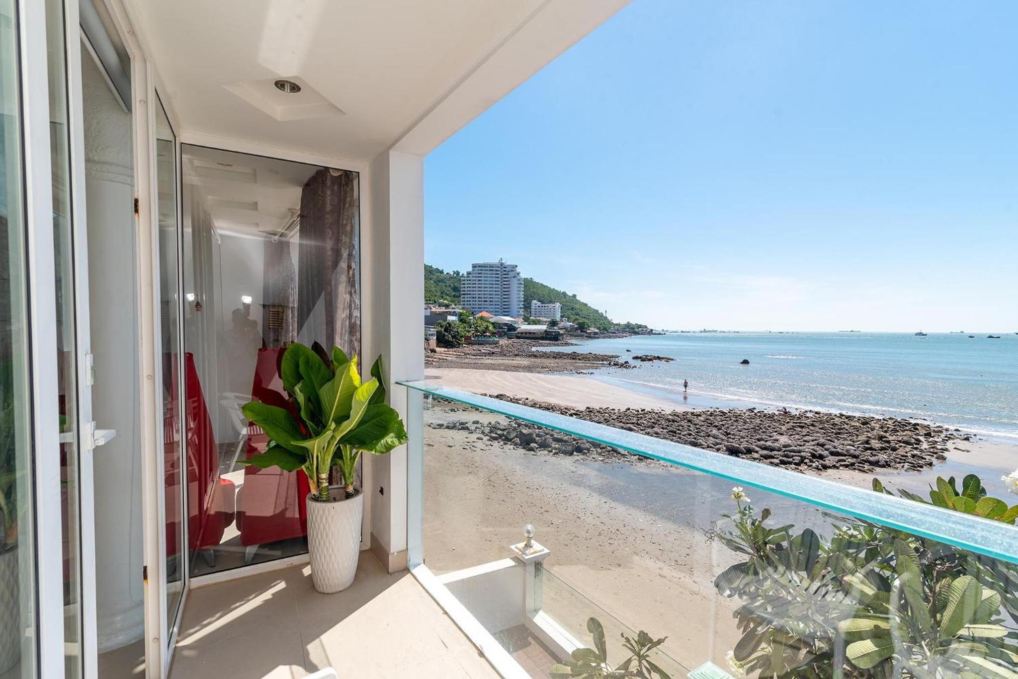 Sea Villa 69 Trần Phú - Sát Biển Có Bãi Tắm Riêng view 3