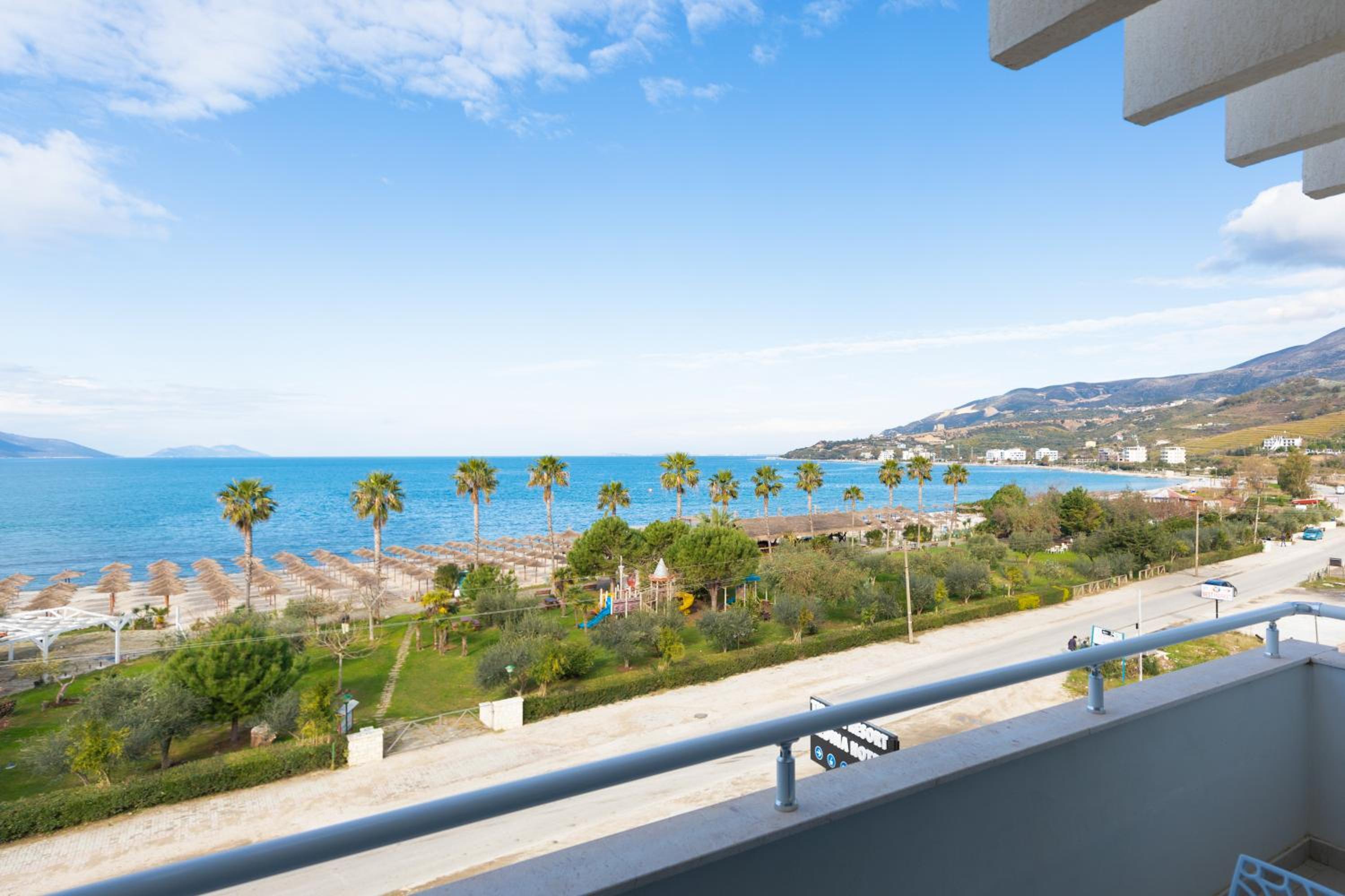 Seaview Apartments
