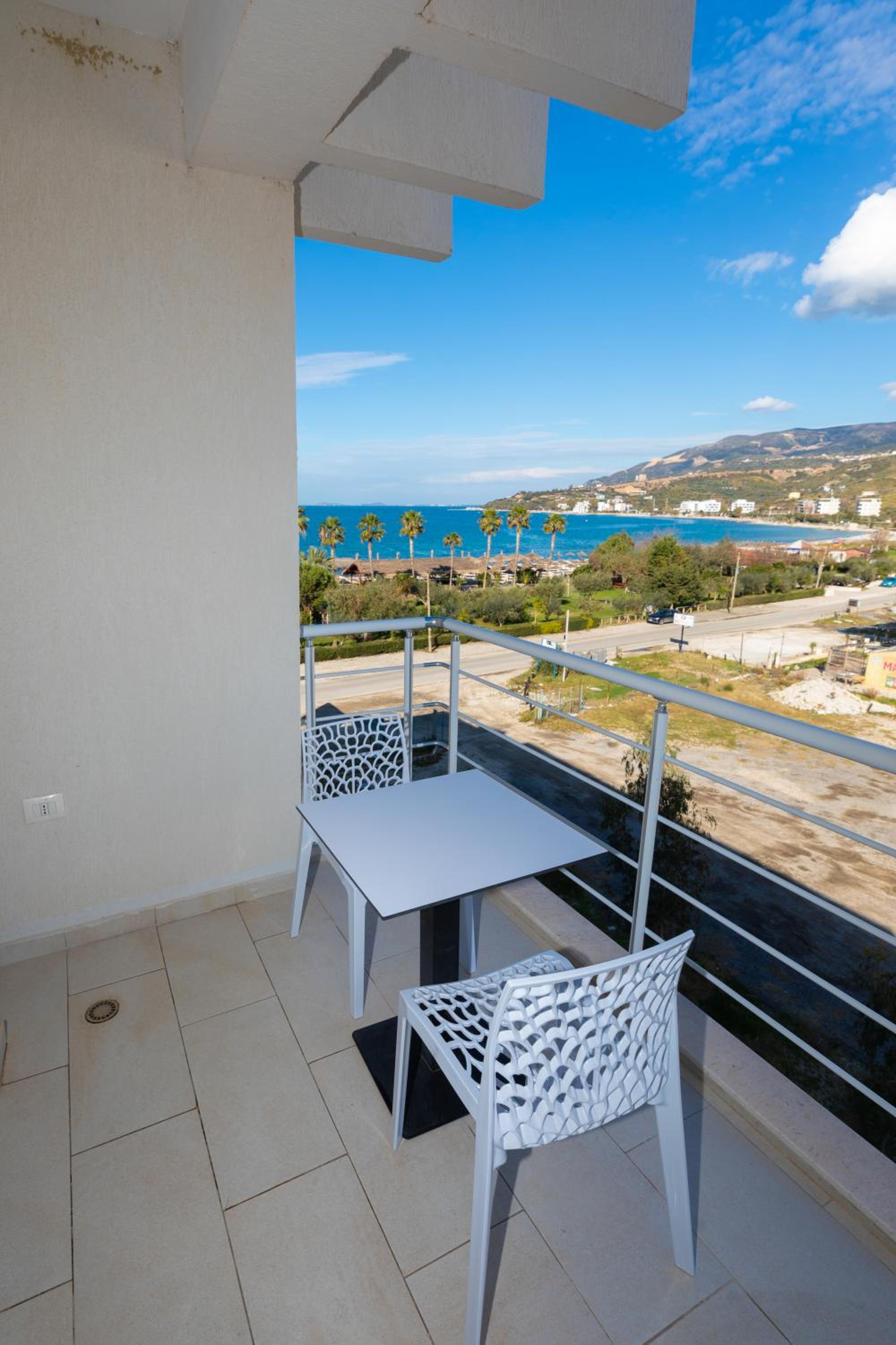 Seaview Apartments