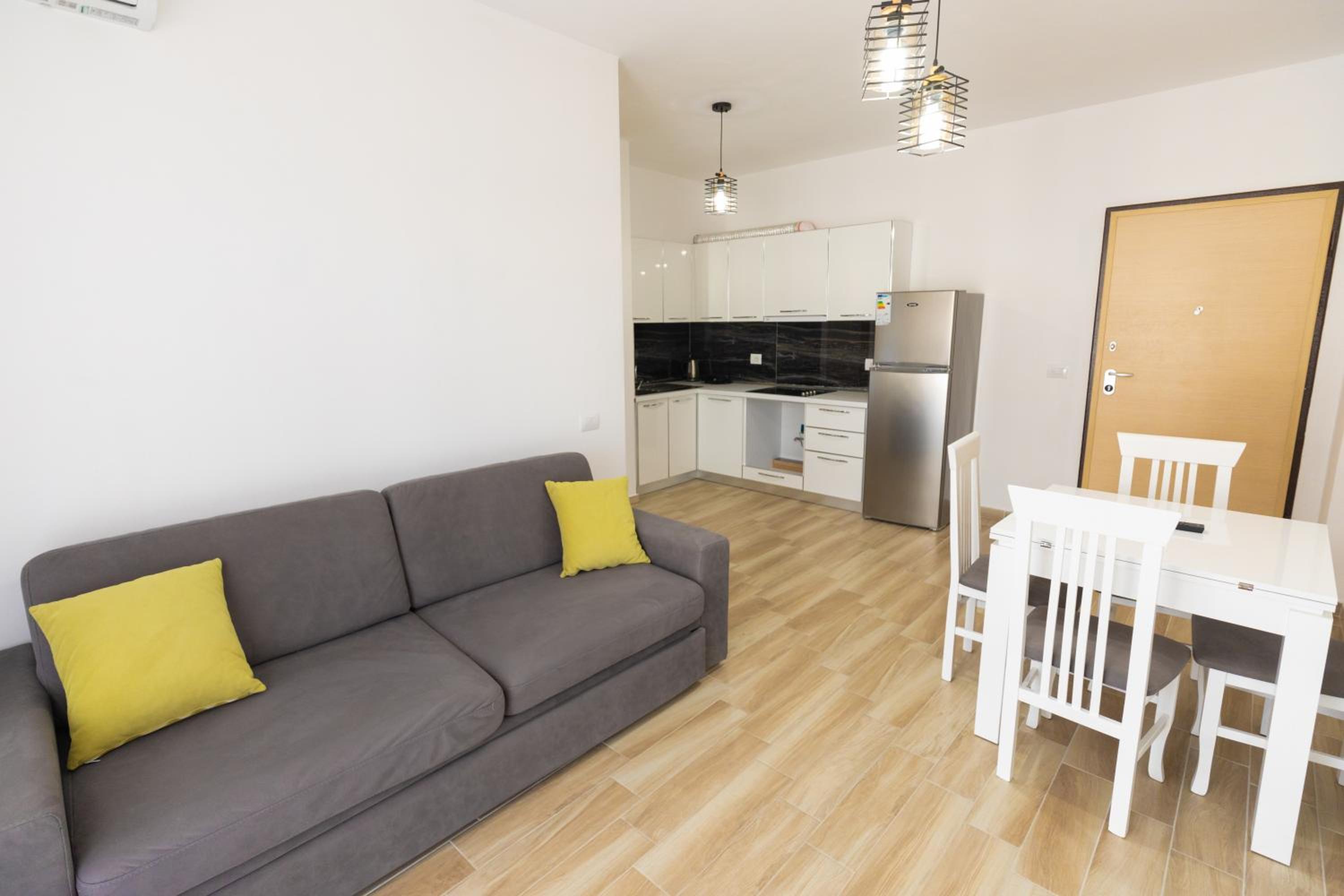 Seaview Apartments