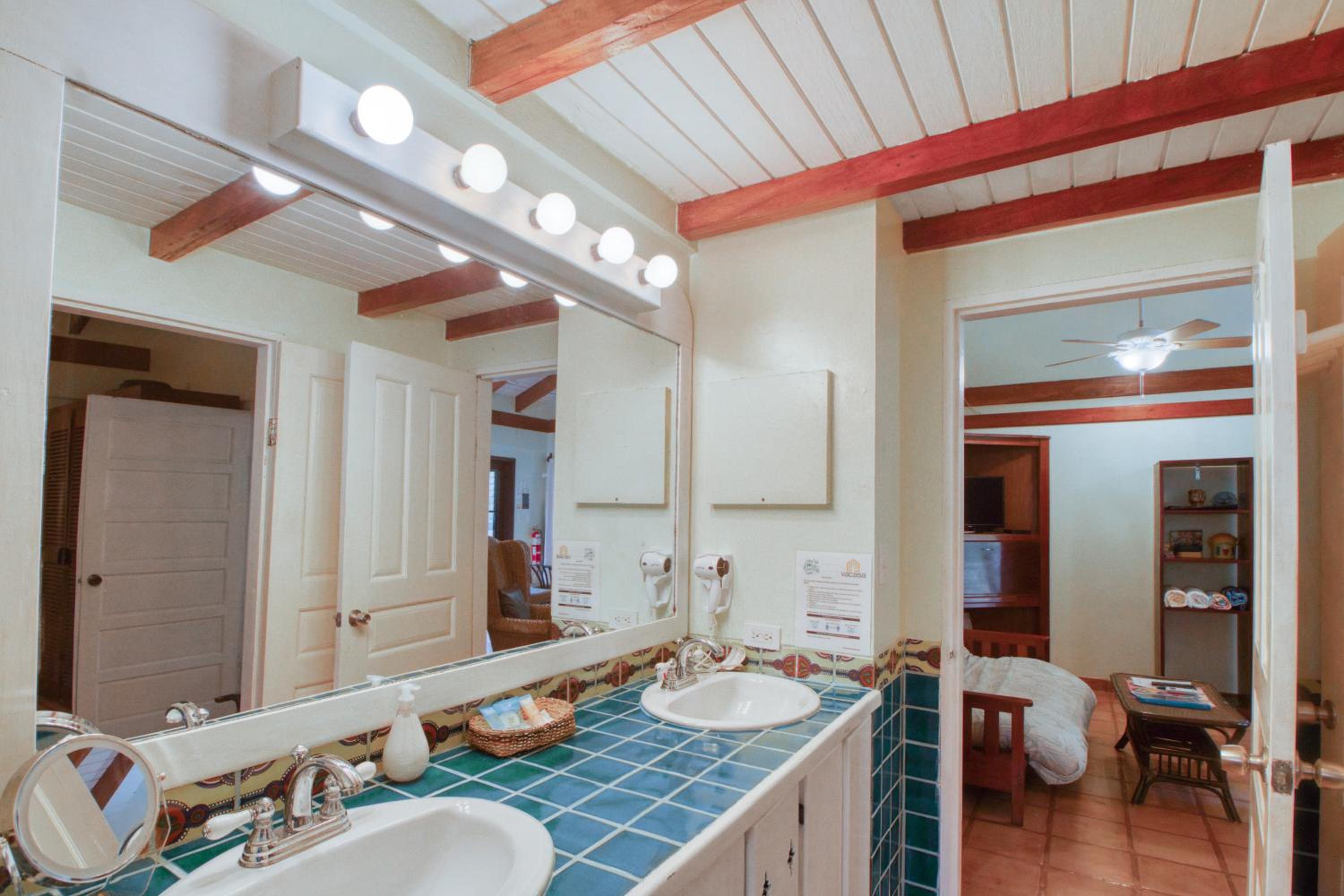 Belize Vacations - Condo 27  Beachside Villas - Property Image 4