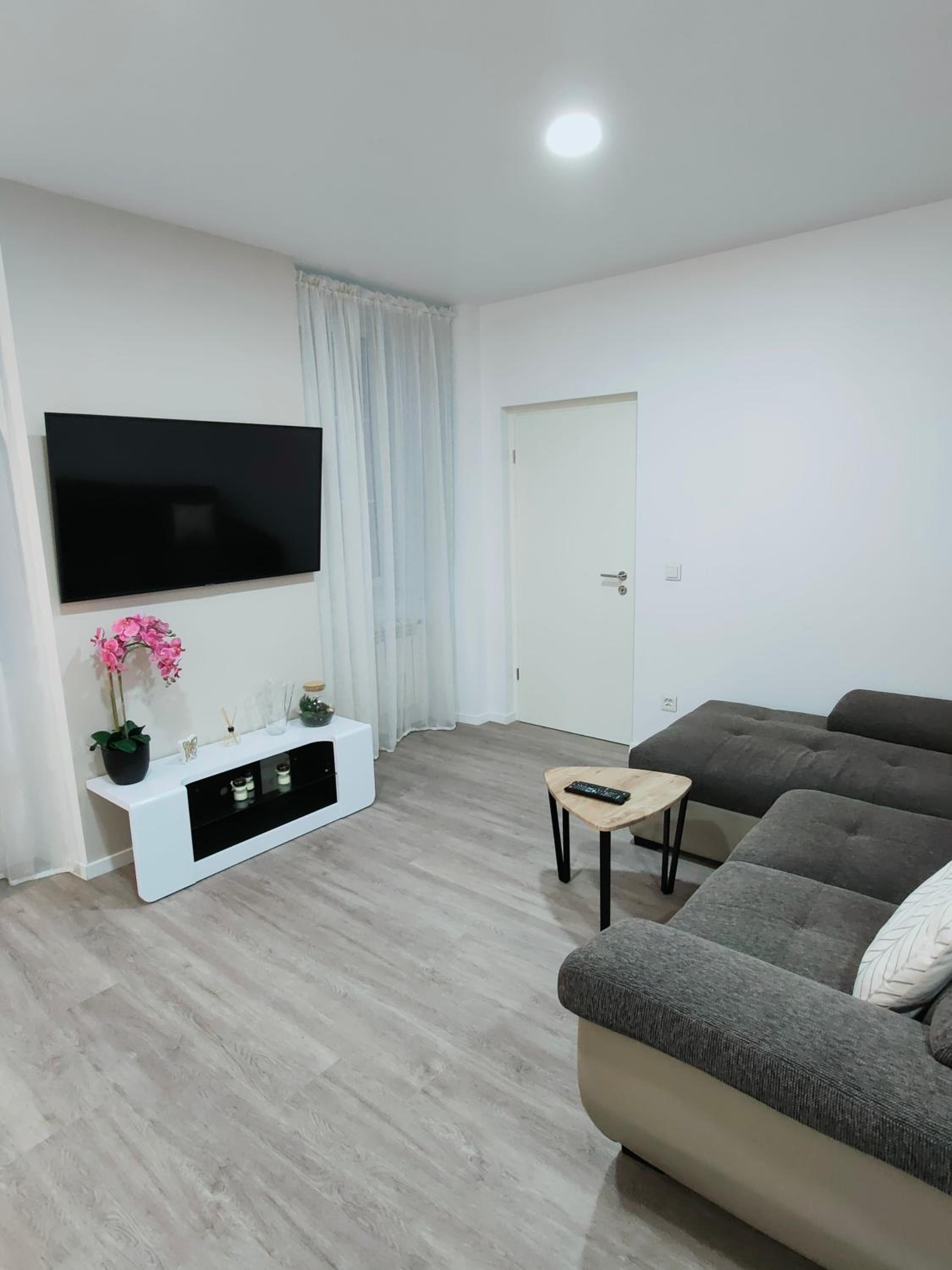 Balance appartment - Le Locle view 5