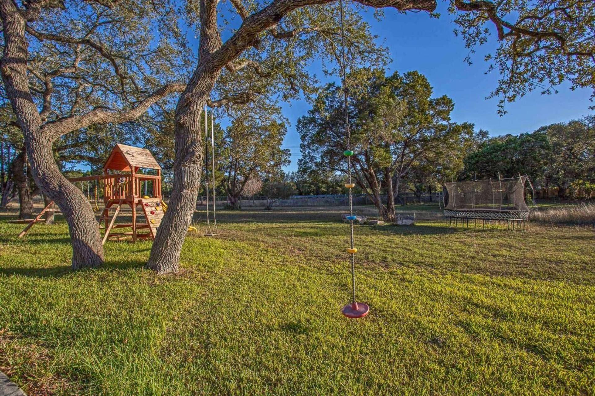 Outdoor Utopia Acreage Retreat