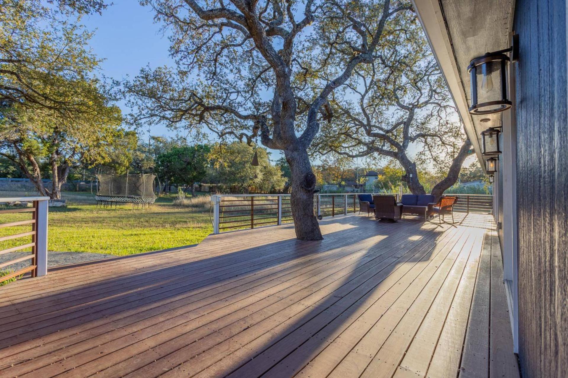Outdoor Utopia Acreage Retreat
