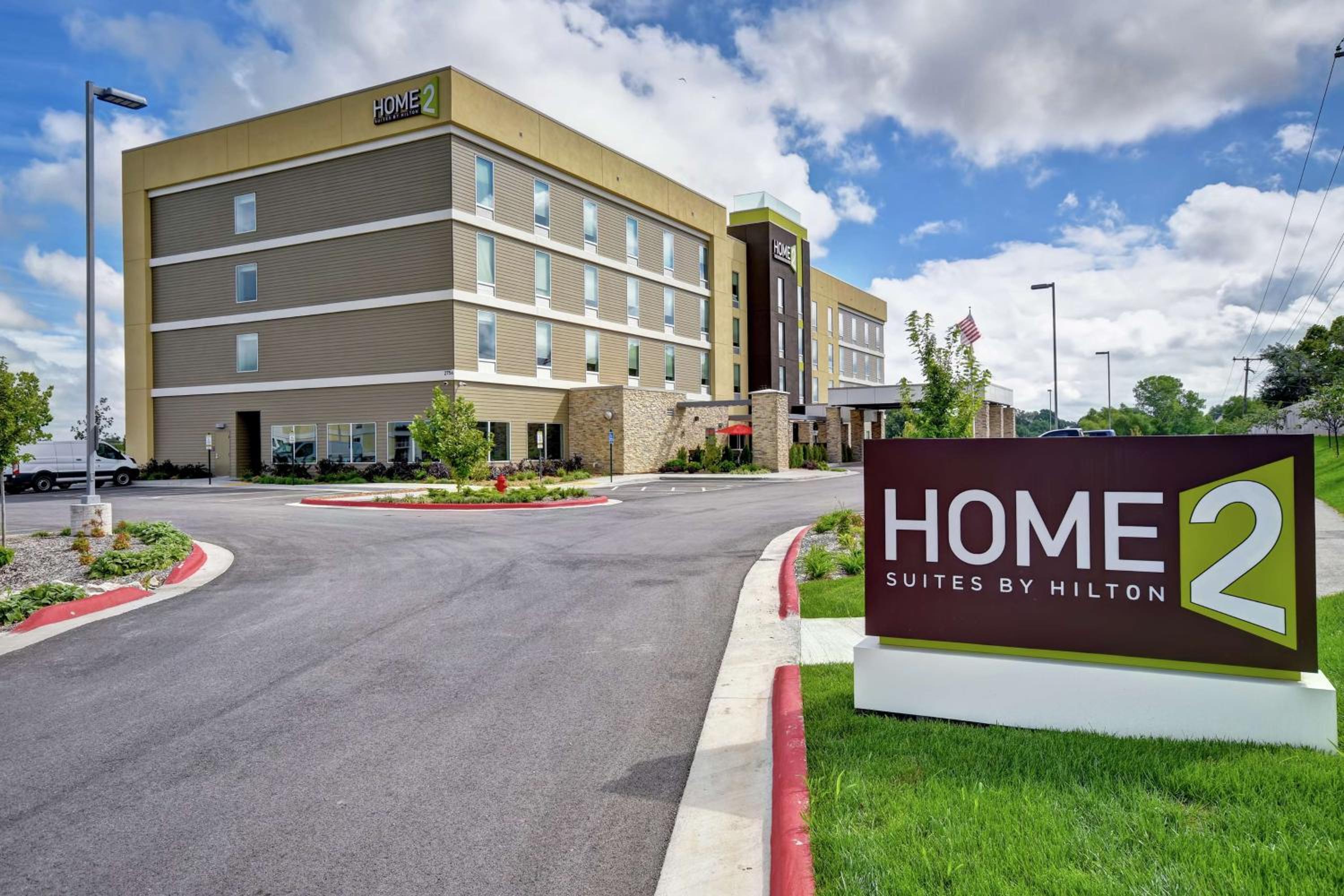 Hotel Home2 Suites by Hilton Springfield North - Image 1