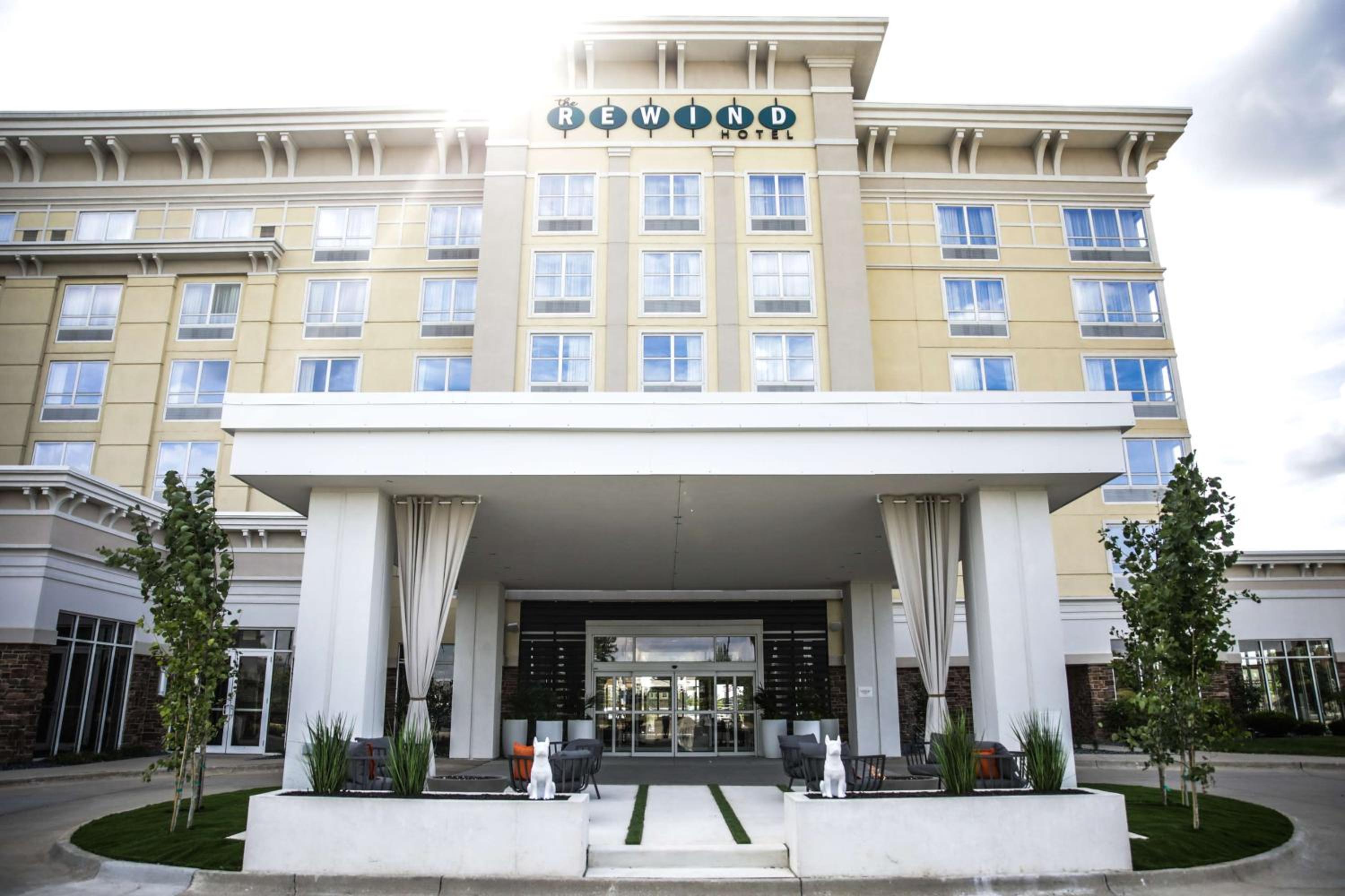 Hotel The Rewind West Des Moines, Tapestry Collection by Hilton