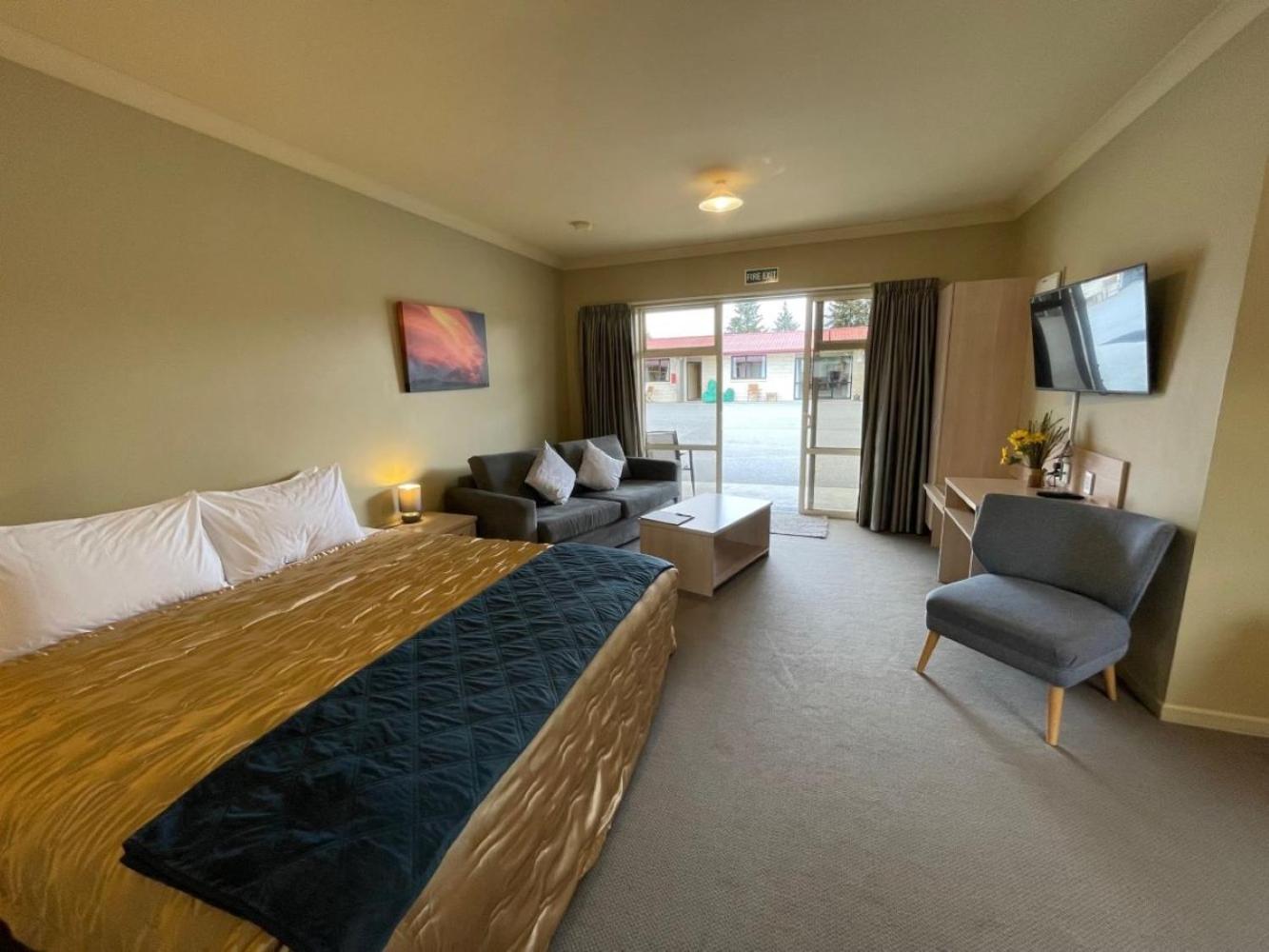 Sierra Motel and Apartments