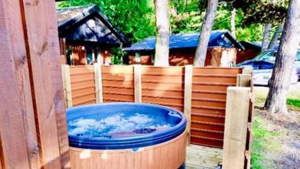 Beech Lodge 2 Hot Tub view 2
