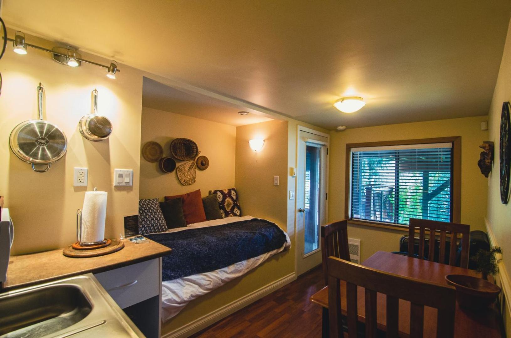 The Fraser River's Edge BB Lodge - Property Image 59