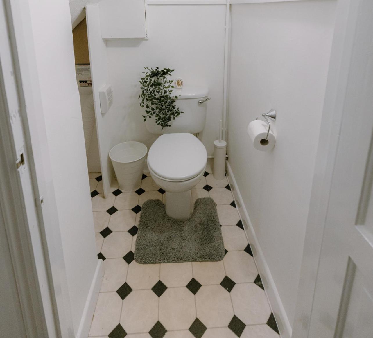 Guildford Vacations - Prime Living - Property Image 30