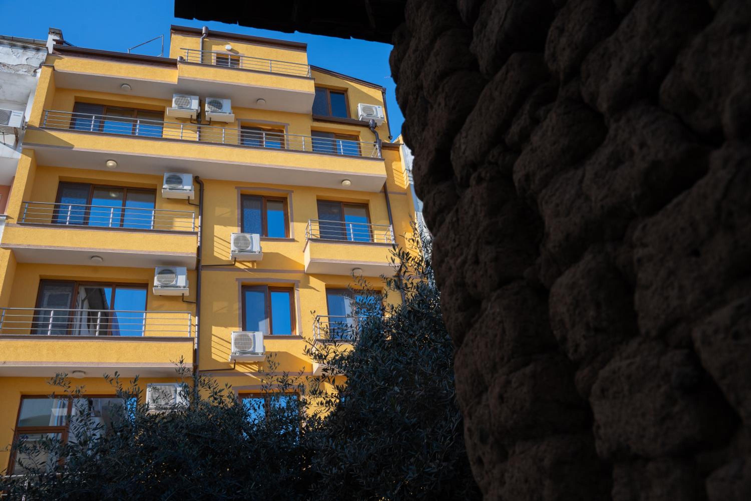 Guest House Velik