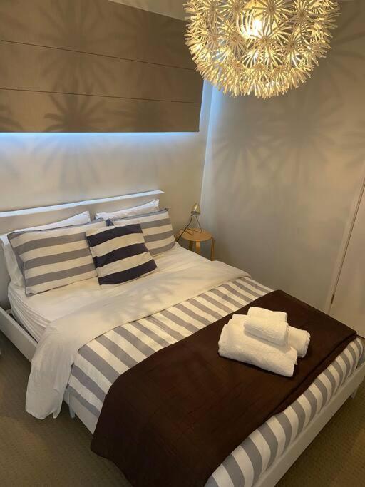 First-Class Coastal Living
