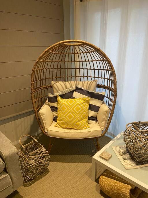 First-Class Coastal Living