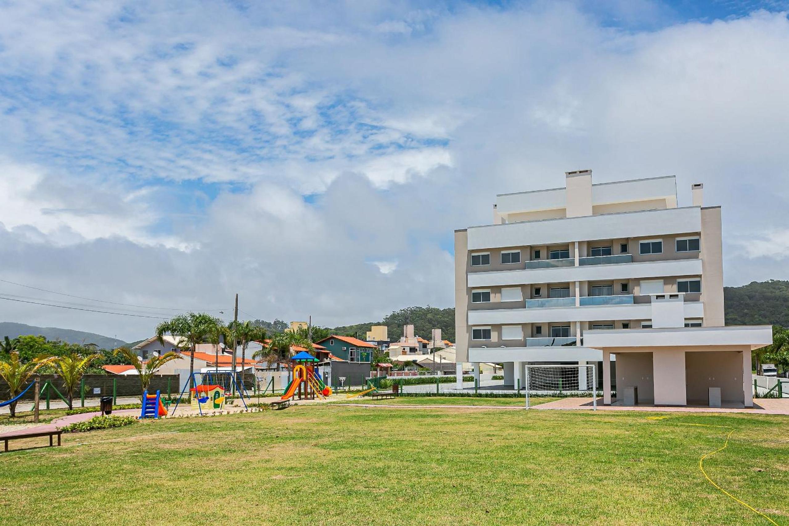 Cannes Club by Viva - Residencial a 200m da praia Ingleses do Rio Vermelho
