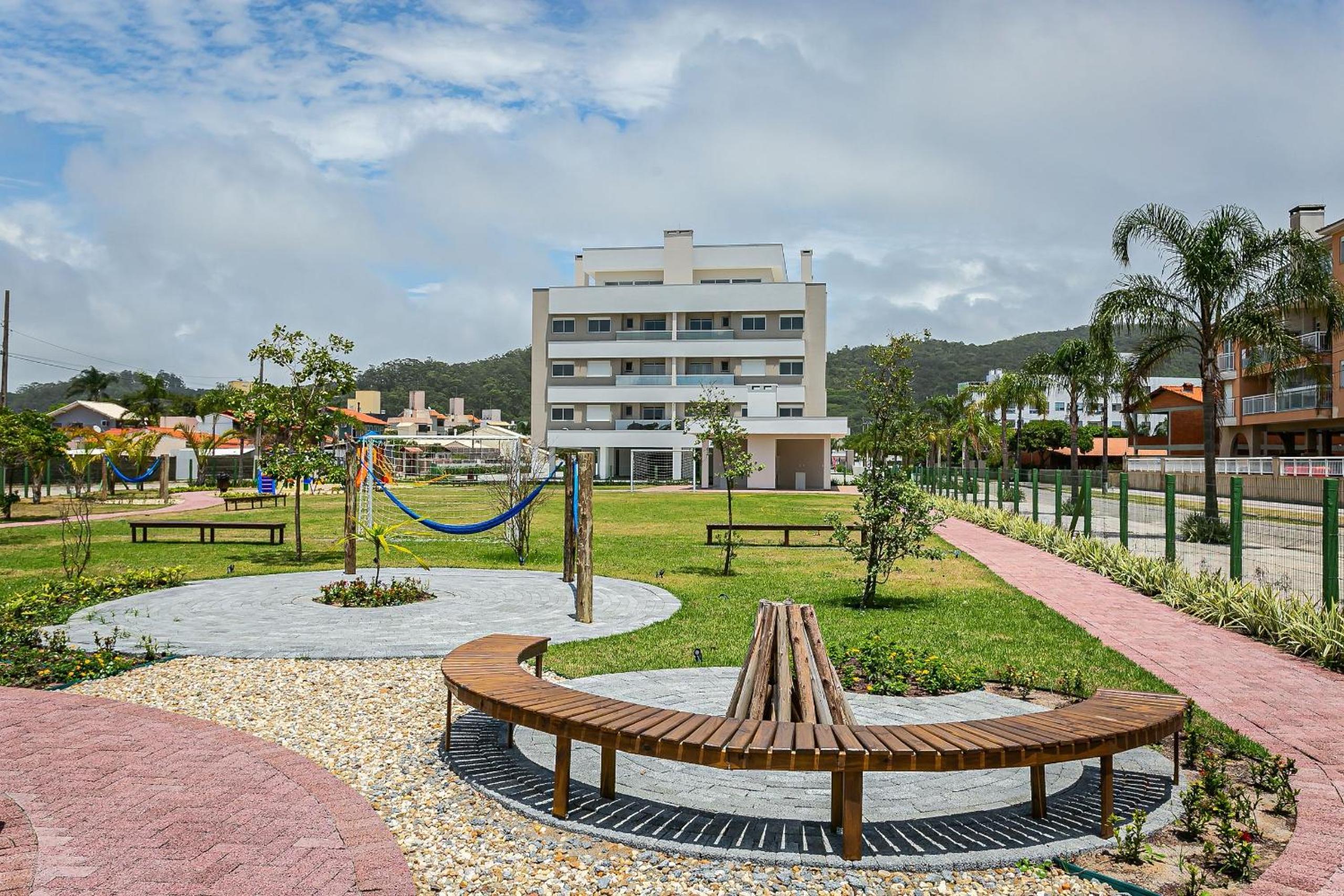 Cannes Club by Viva - Residencial a 200m da praia Ingleses do Rio Vermelho