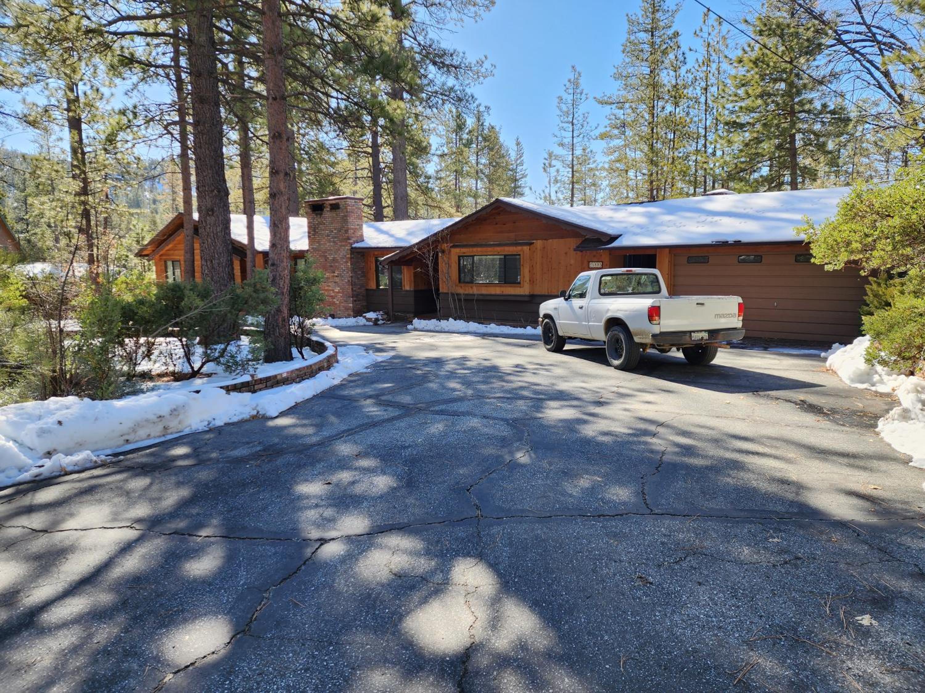 Silver Pines Lodge view 4