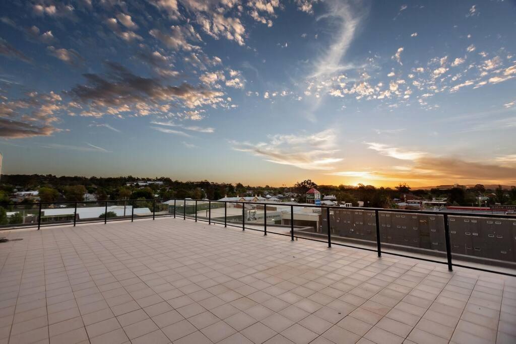 4 Bedroom Luxury City Penthouse Apartment! - Property Image 10