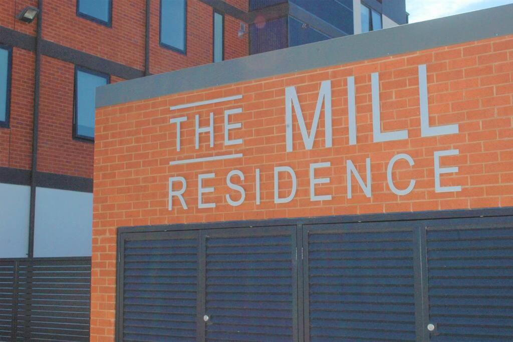 4 Bedroom Luxury City Penthouse Apartment! - Property Image 8