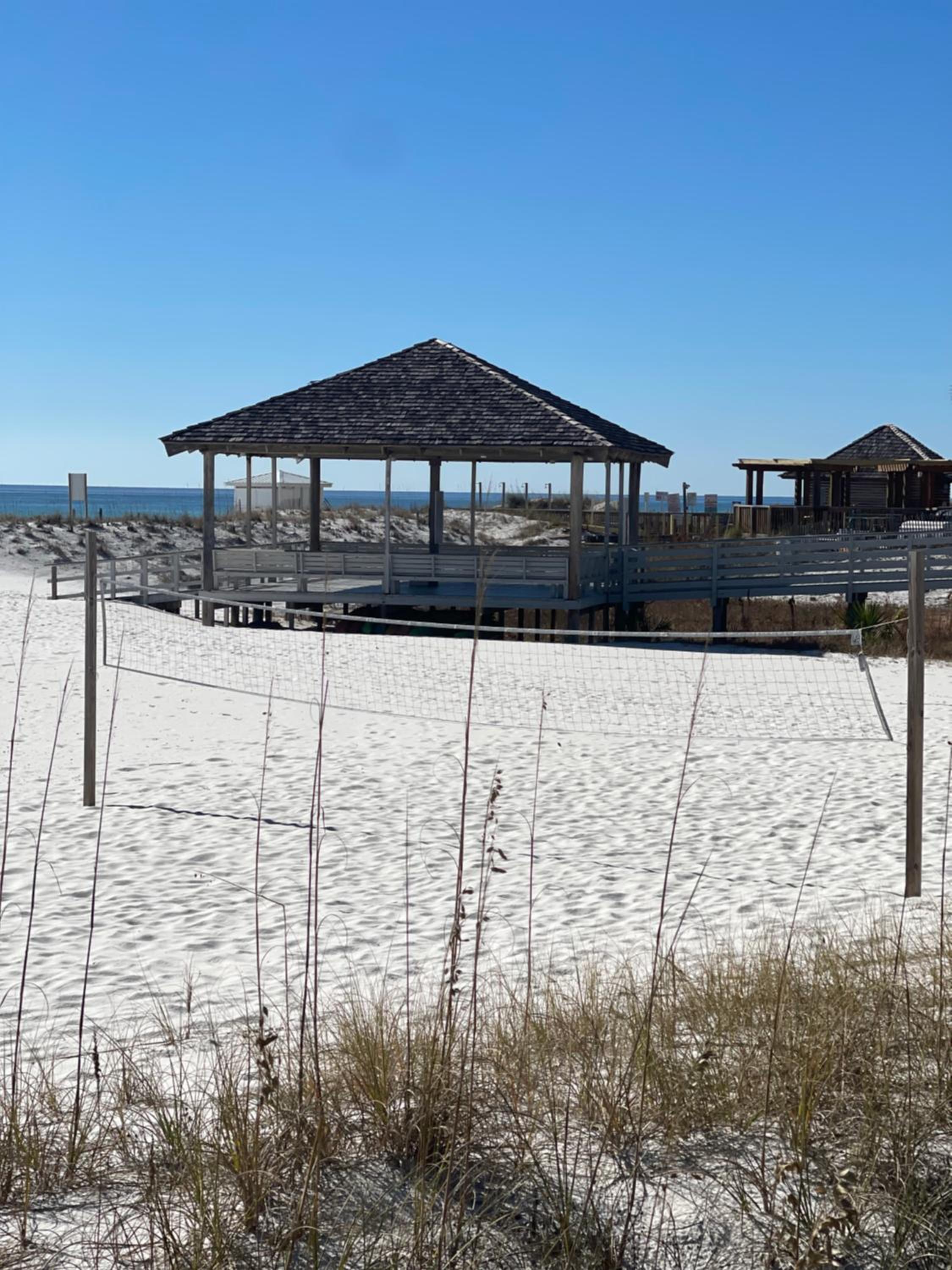 Getaways at Destin Holiday Beach Resort