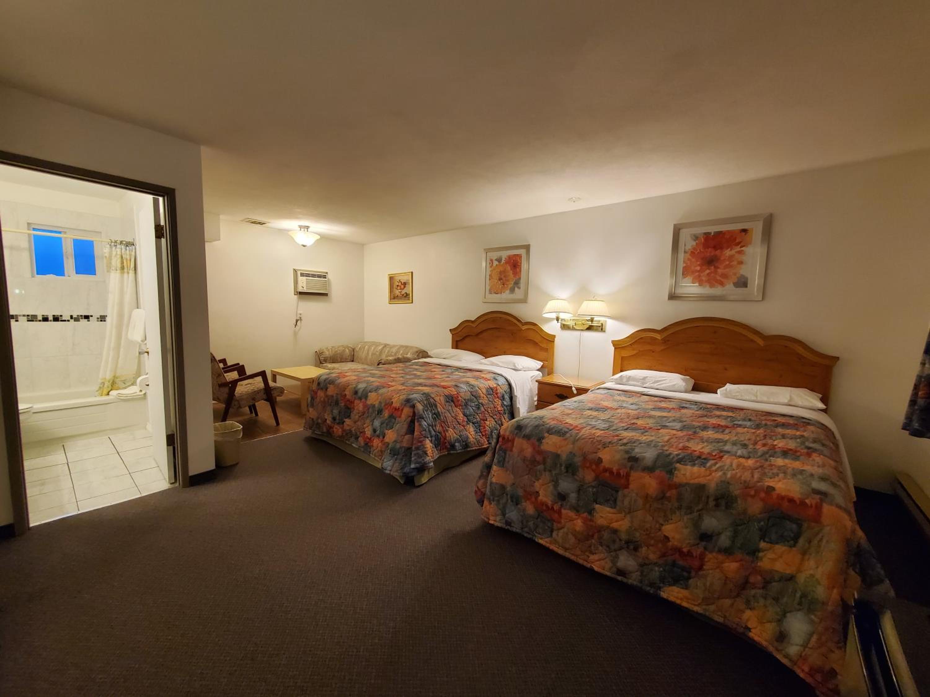 Red Roof Motor Inn