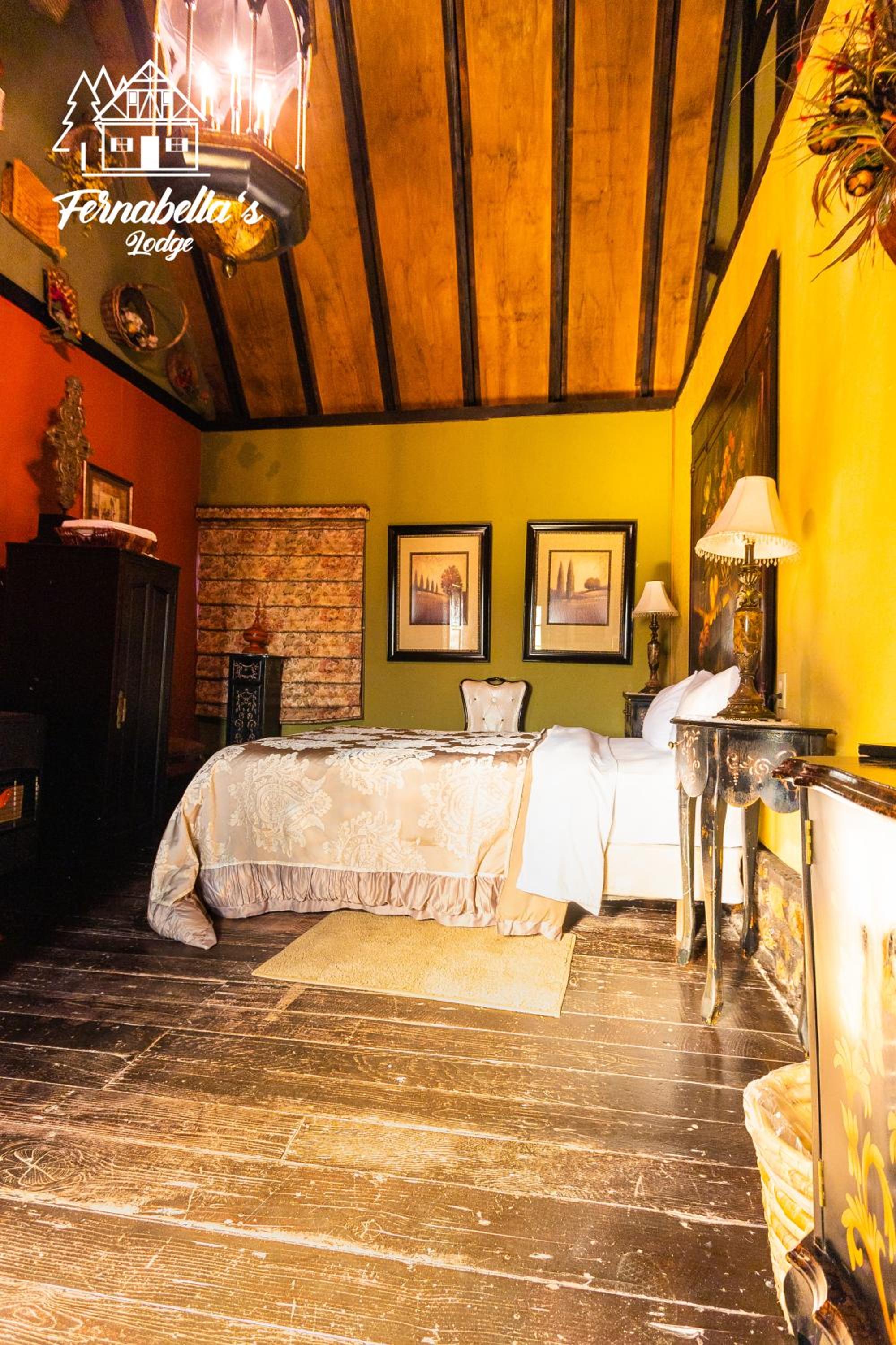 Fernabella's Lodge