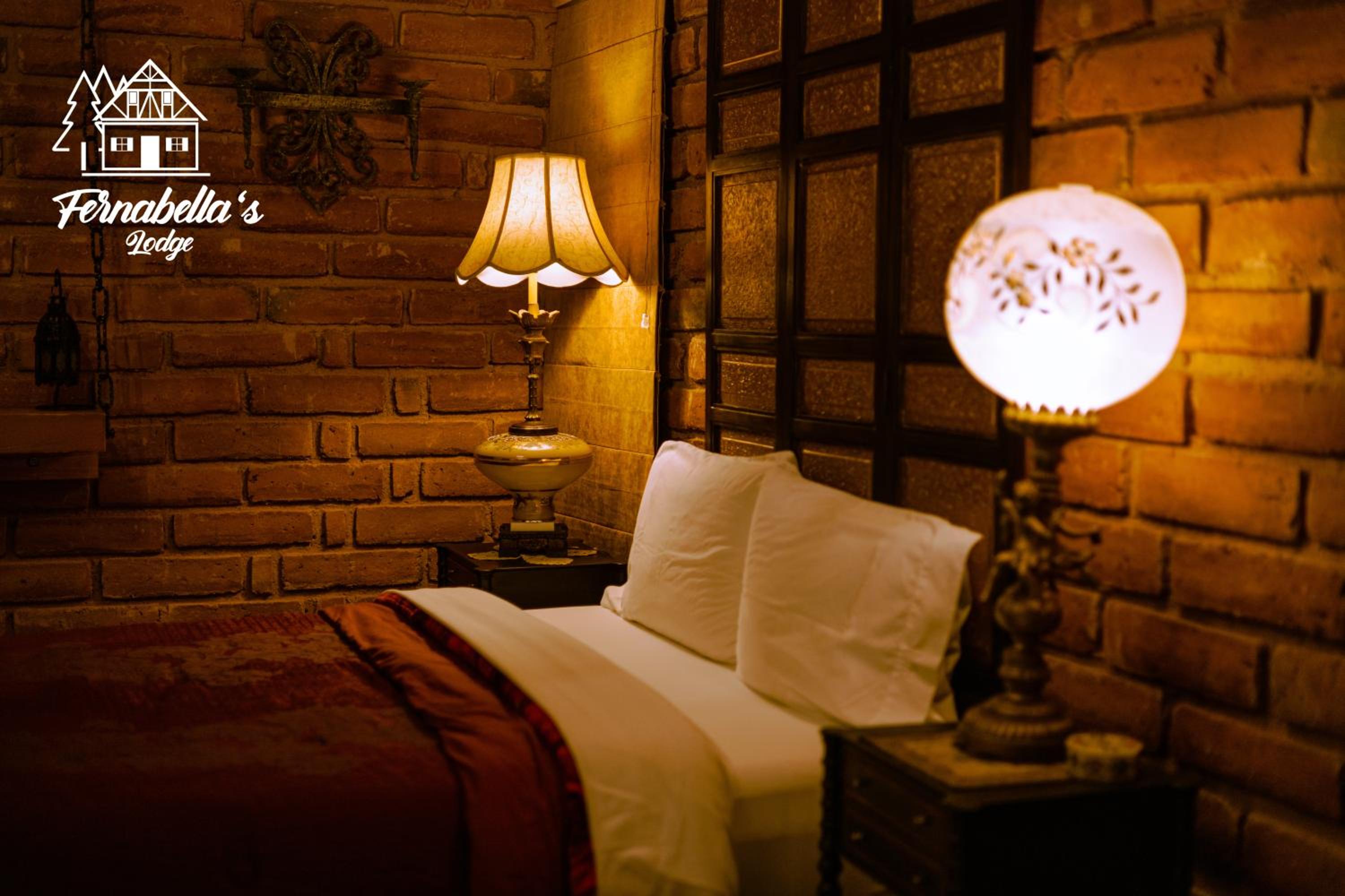 Fernabella's Lodge