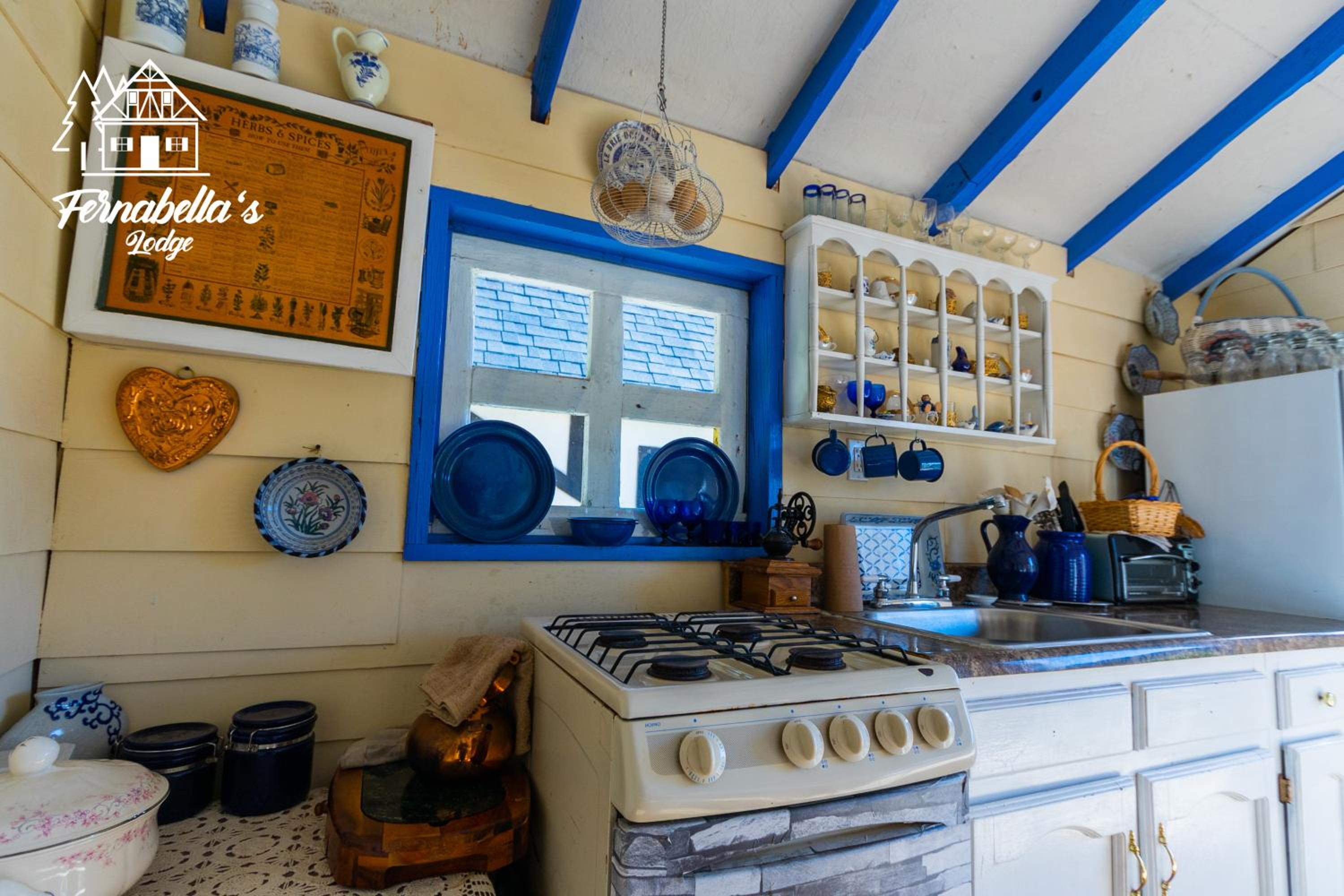 Fernabella's Lodge