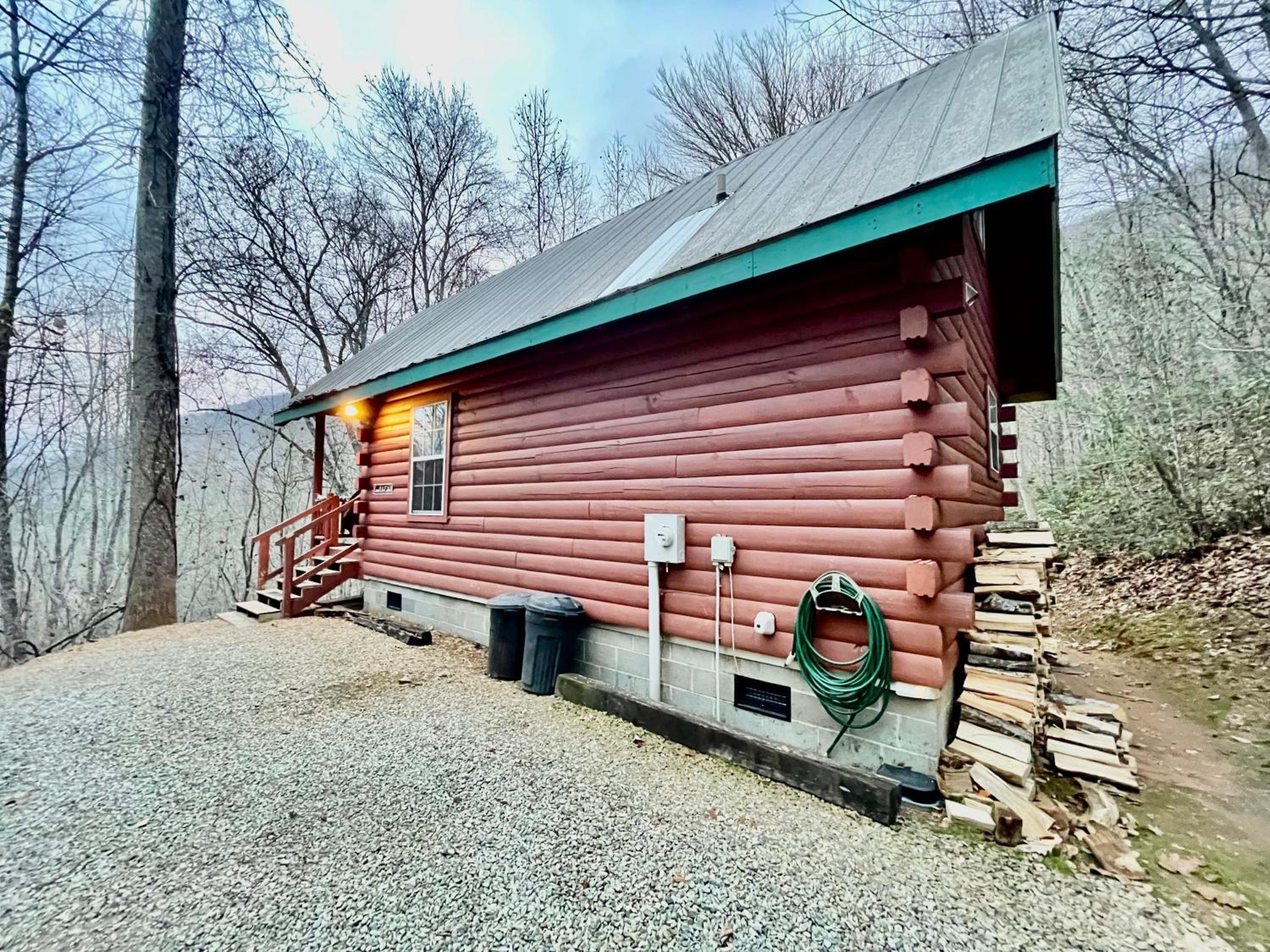 Good life cabin 1 · Rustic Log Cabin view 3