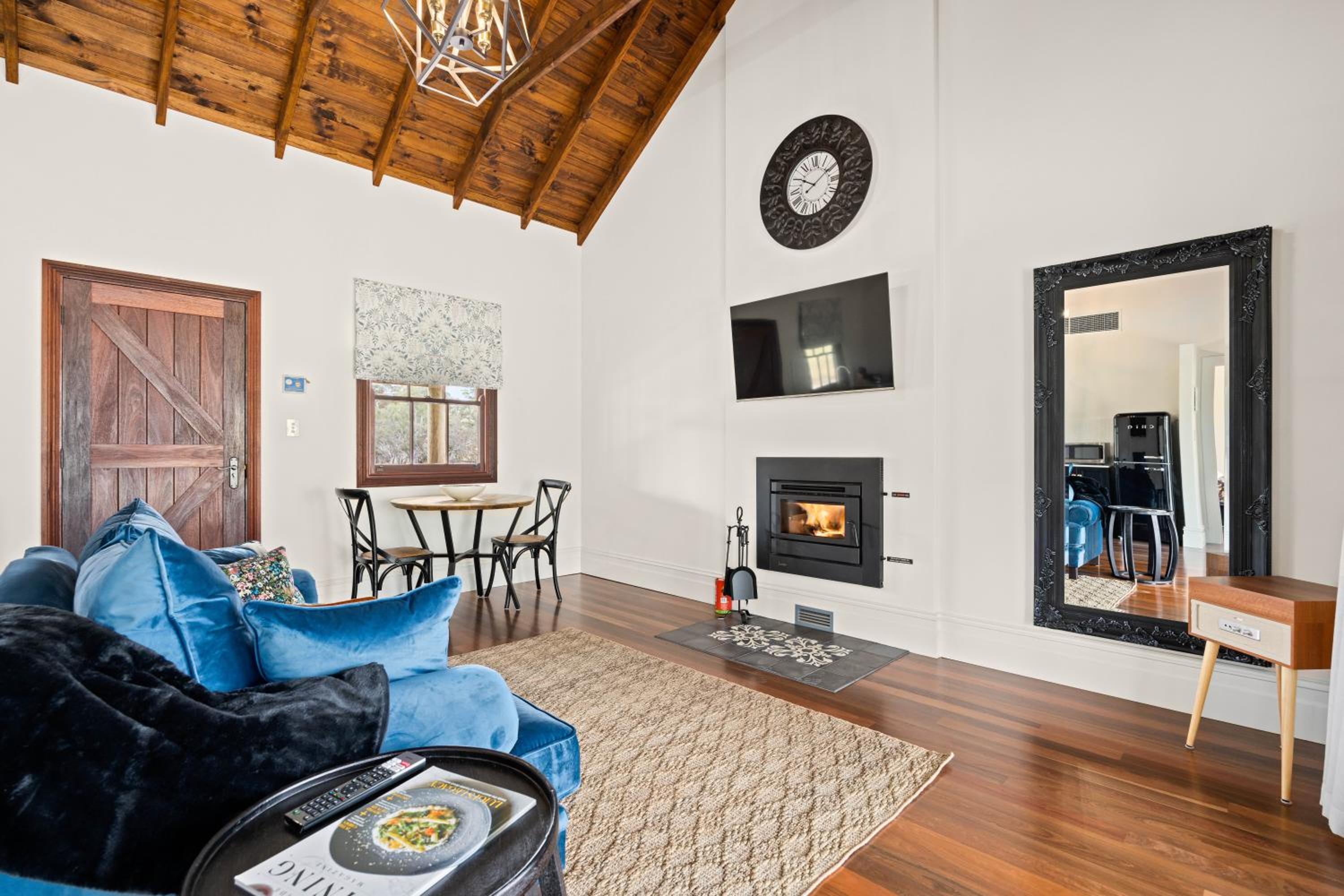 Grandview Accommodation - Hideaway Huts
