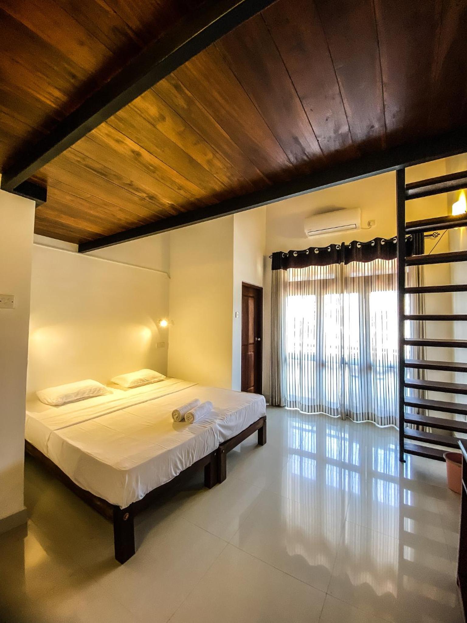 Thisara Luxury Villas