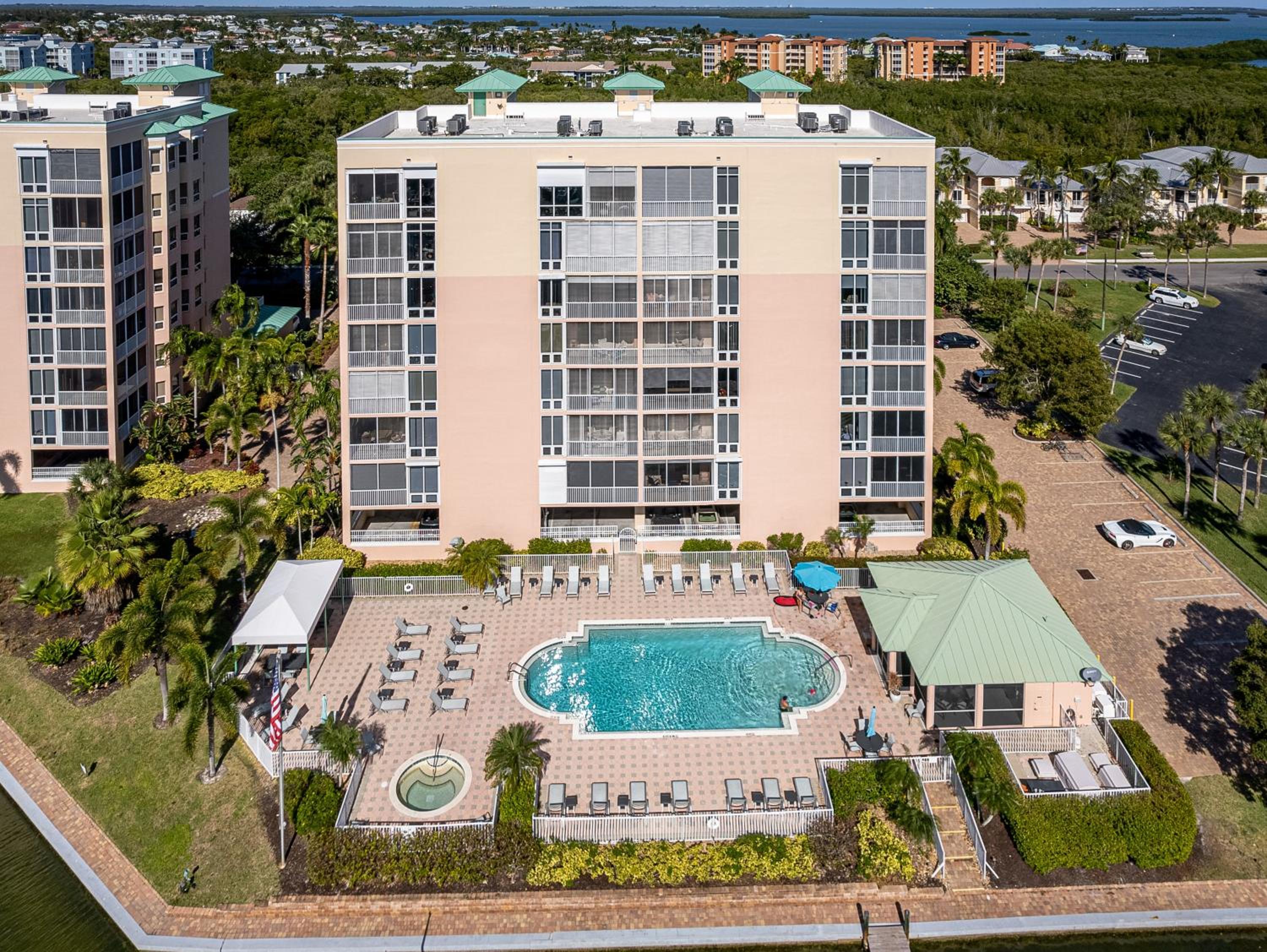 Palm Harbor Penthouse with Marina Views condo