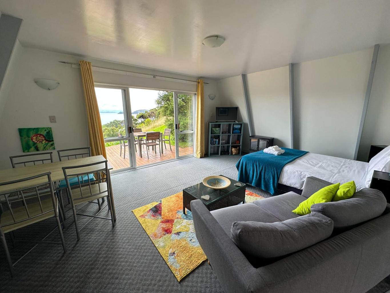 Pohutukawa Coastal Chalets