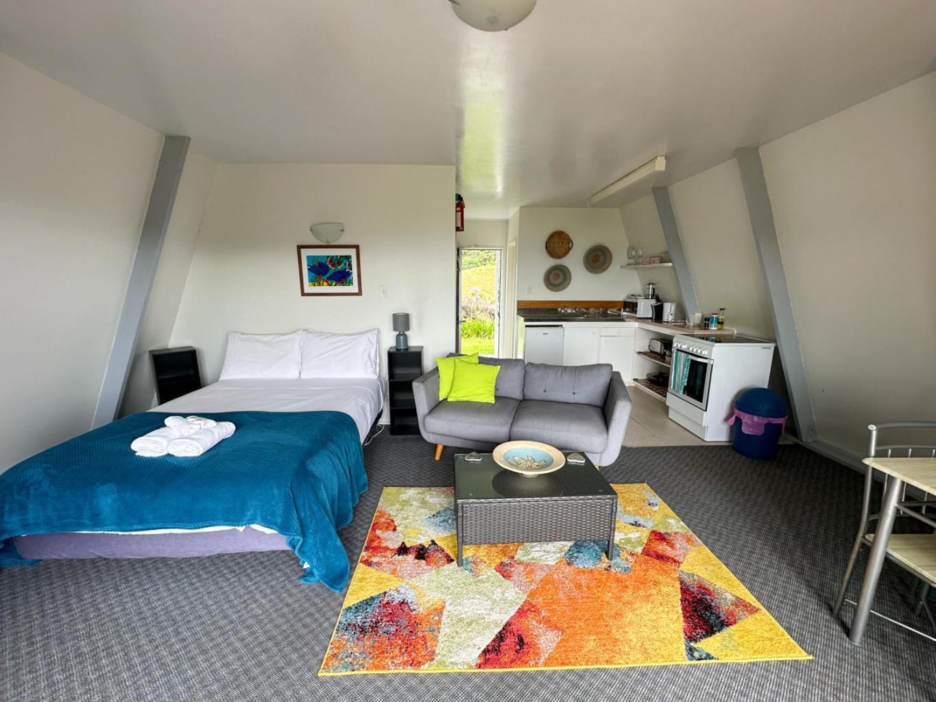 Pohutukawa Coastal Chalets