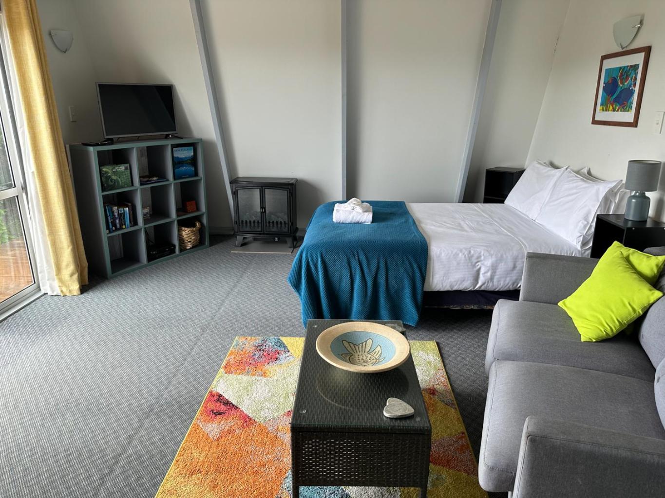 Pohutukawa Coastal Chalets