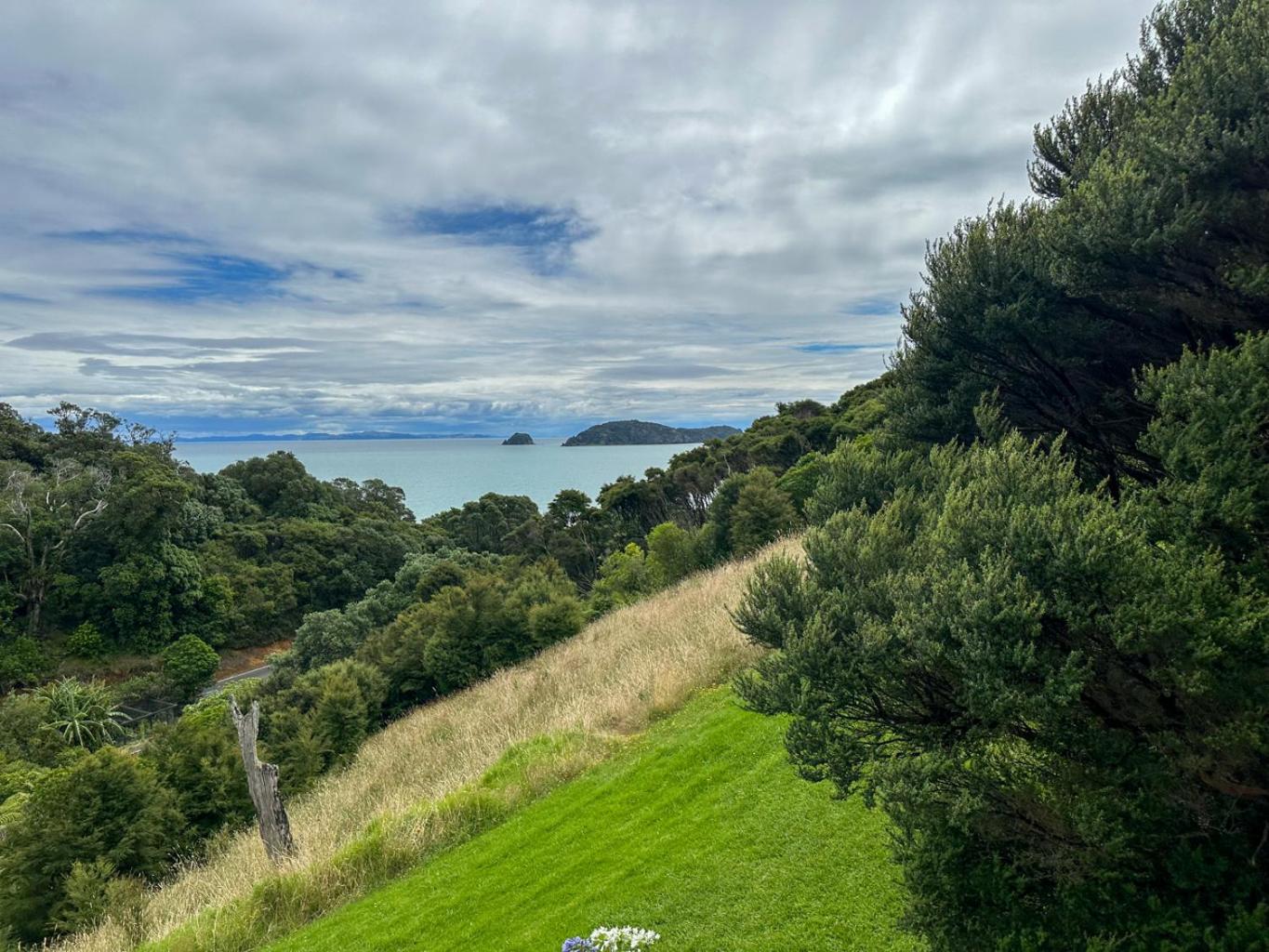 Pohutukawa Coastal Chalets