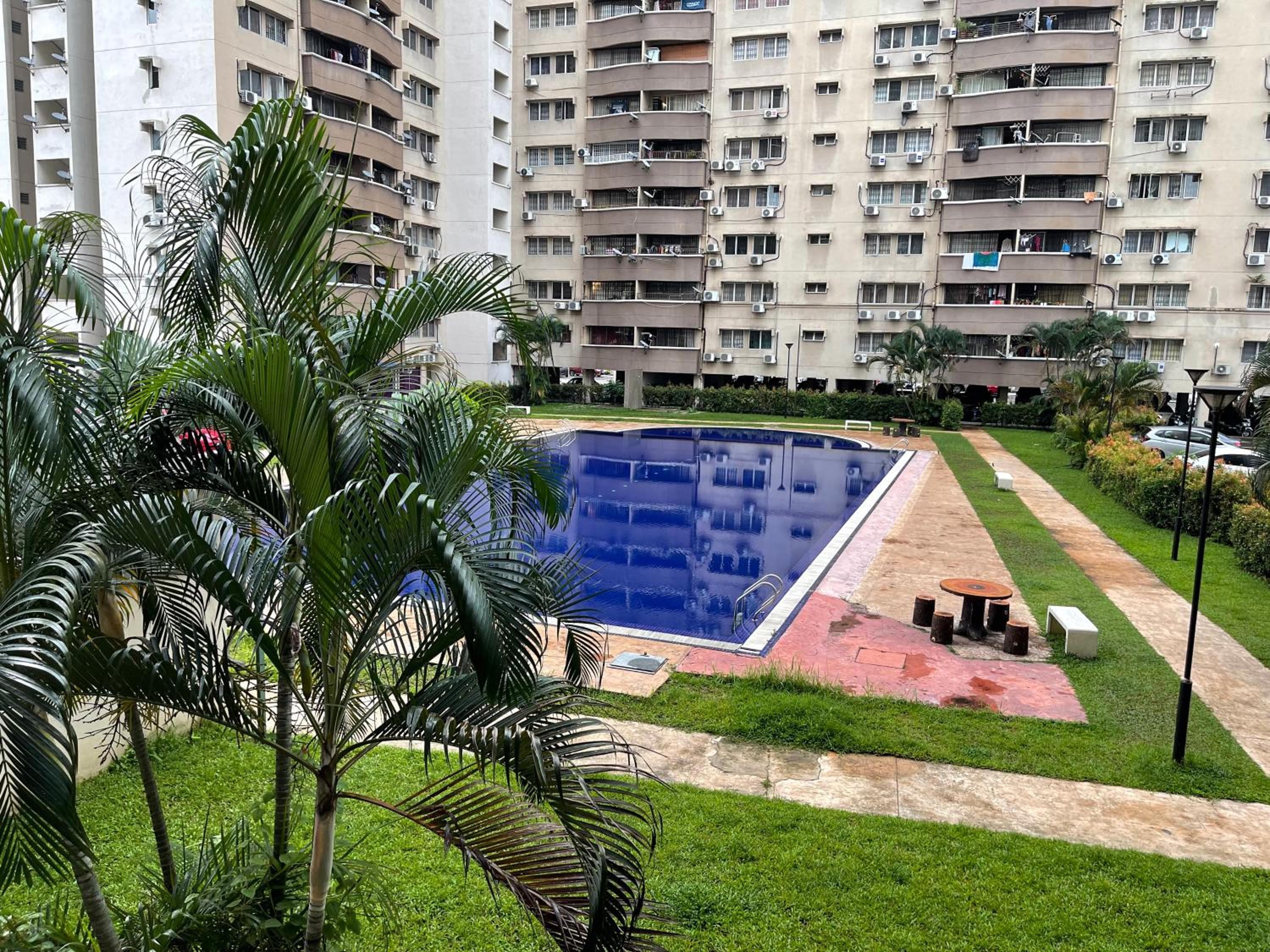 Suasana Stay & Homestay Sentul Utama Kuala Lumpur 3R3BR 2AC 2 Car park-Netflix-WIFI-Pool View