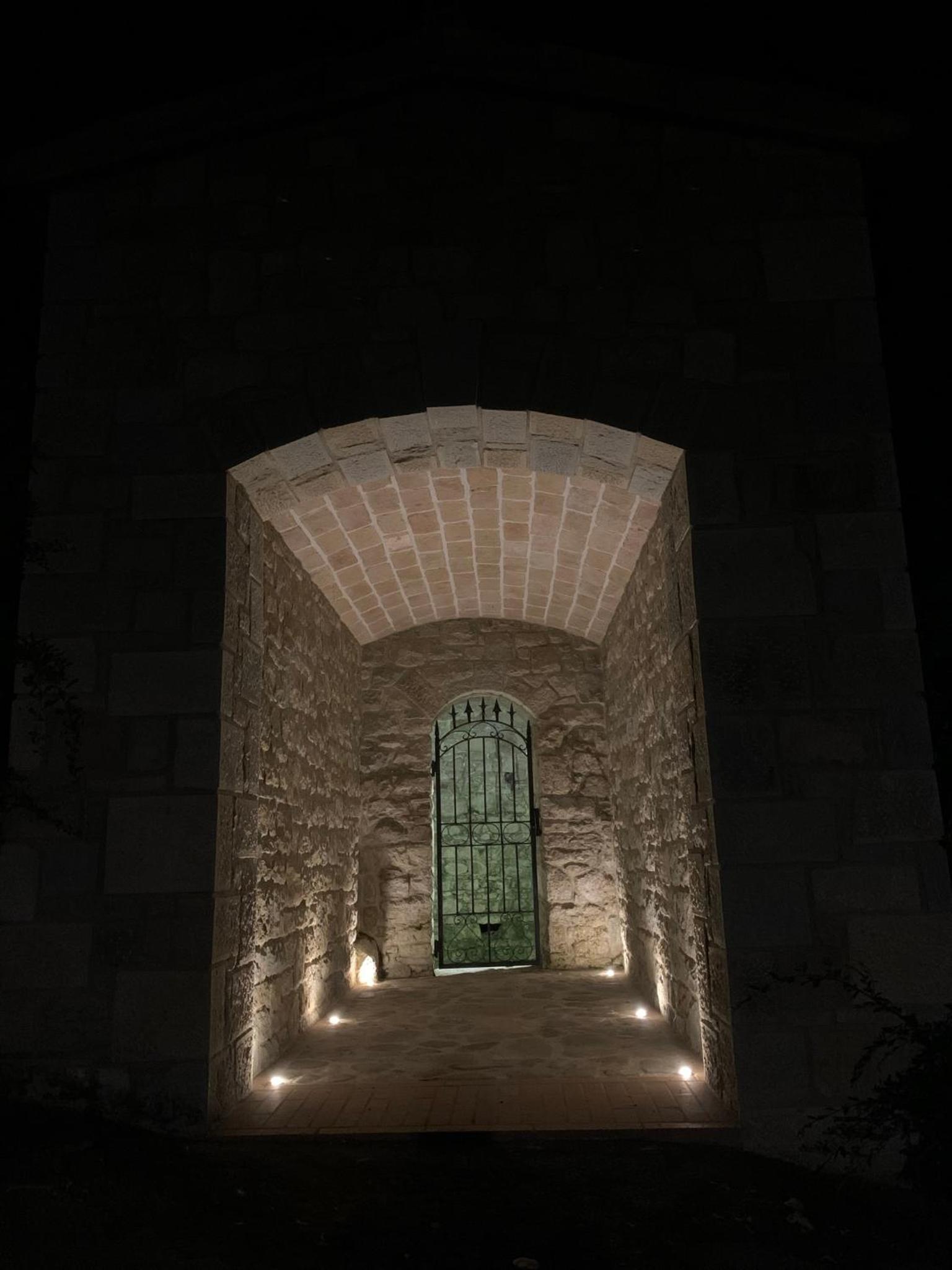 Photo 49
