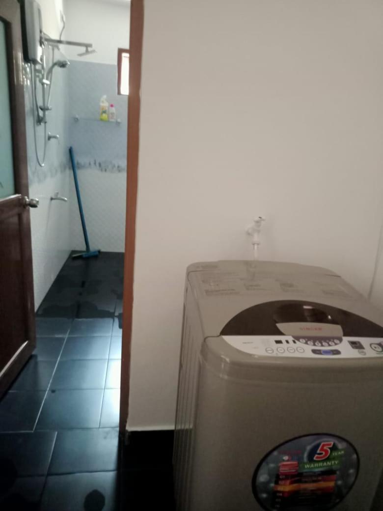 Ashi Apartment